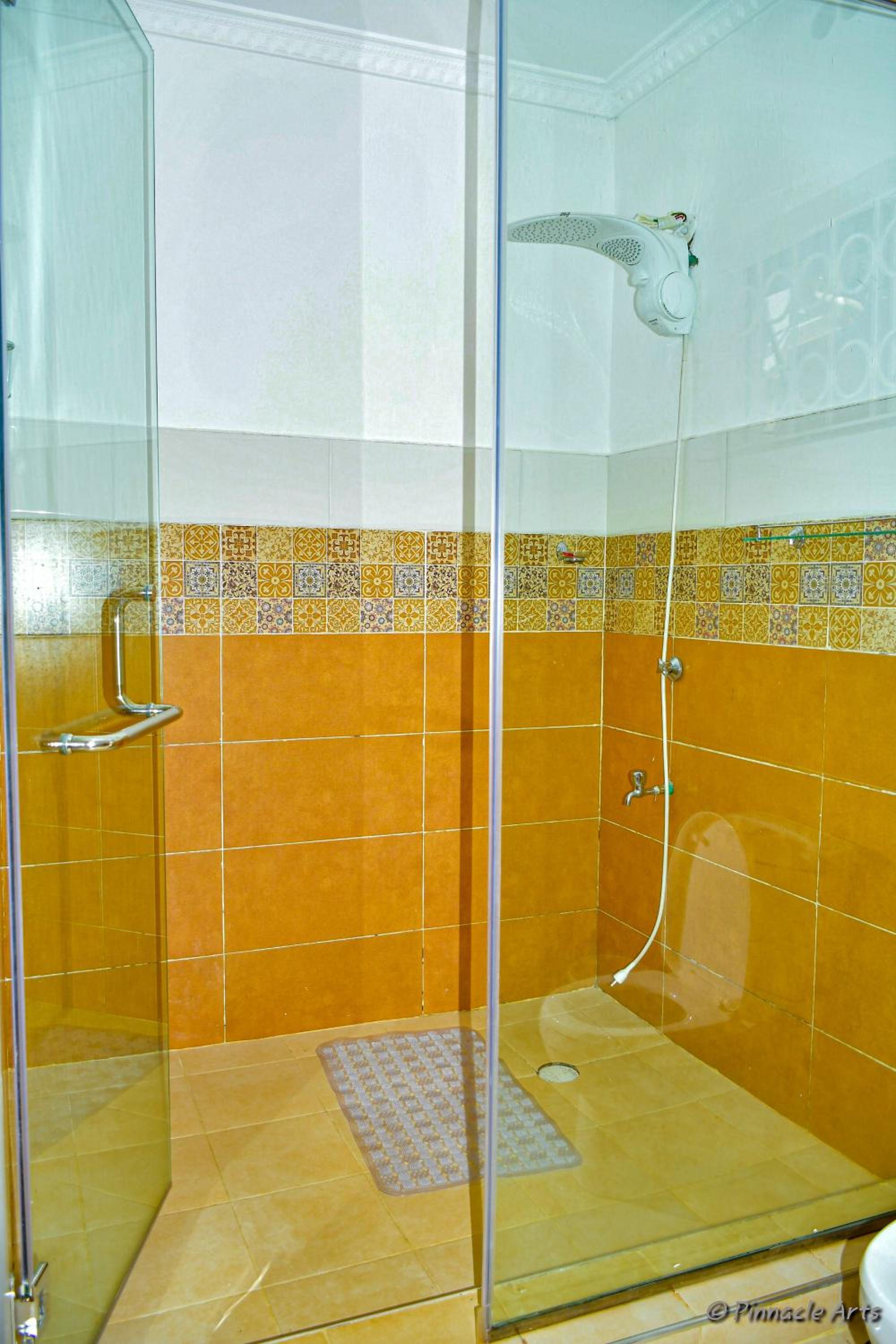 Budget Double Room photo 2