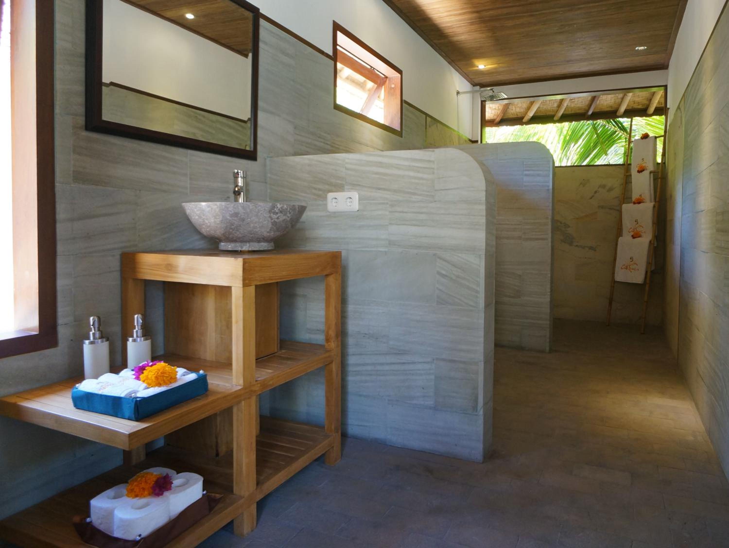 Villa with Private Pool photo 3