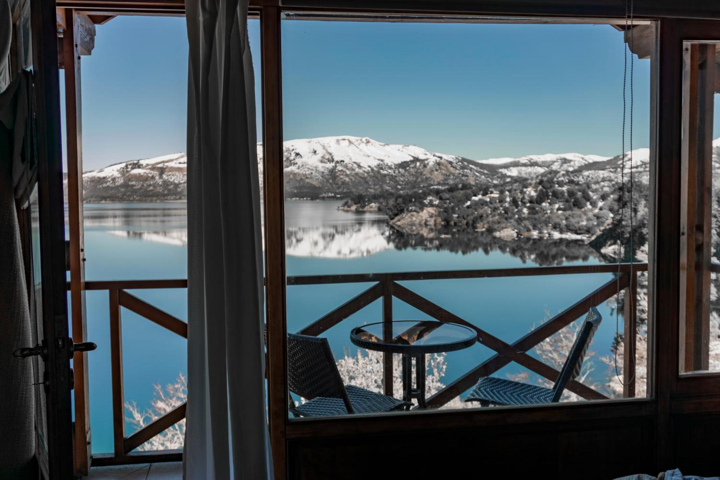 Apartment With Lake View photo 3