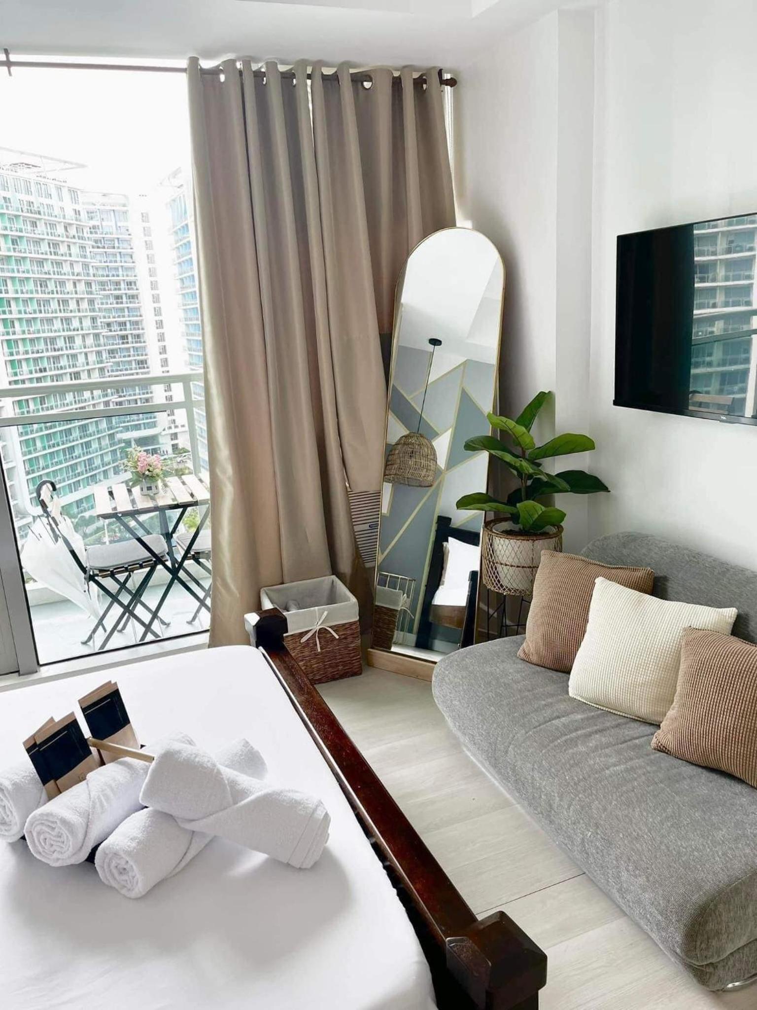Suite With Pool View