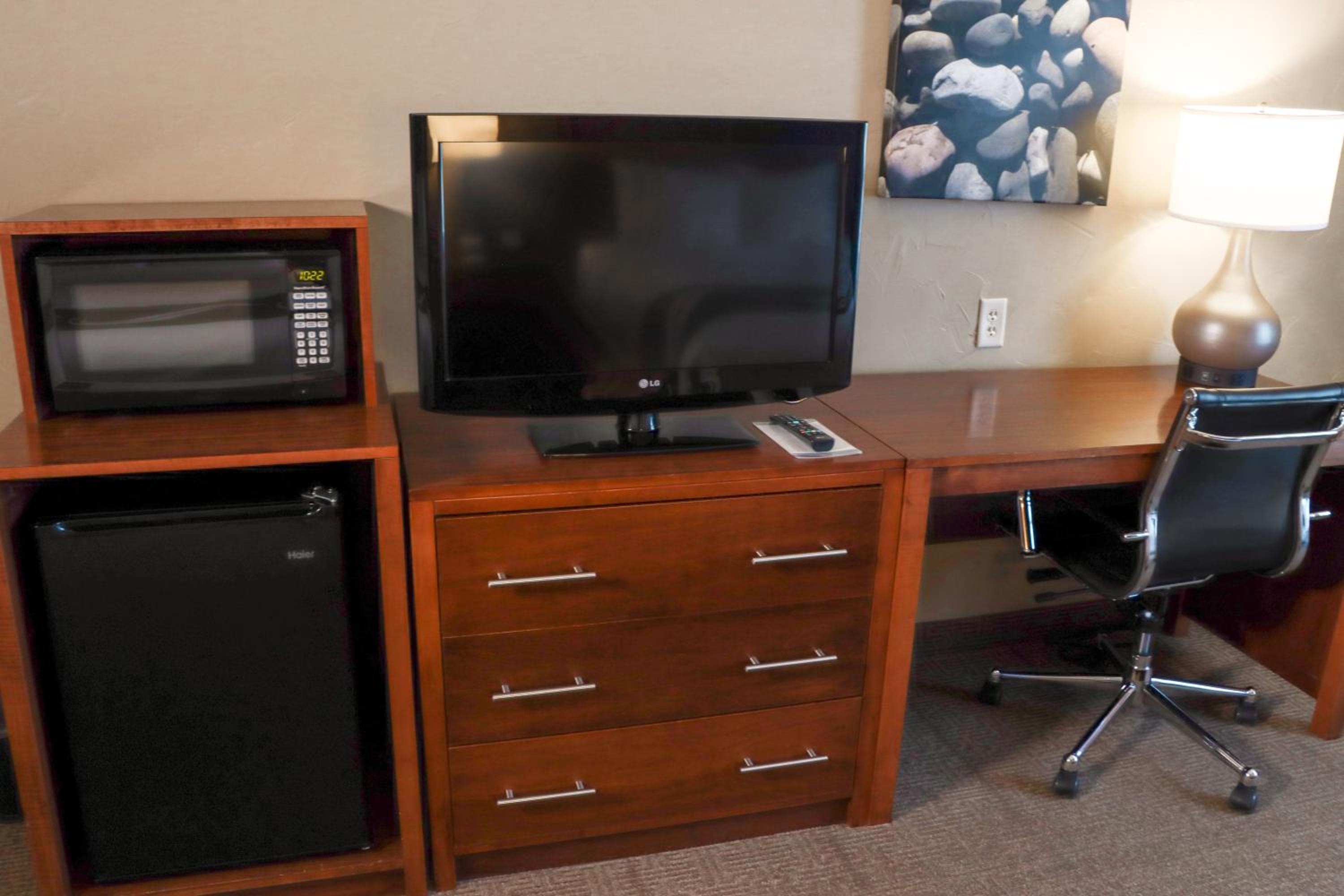 Queen Room with Two Queen Beds - Accessible/Non-Smoking