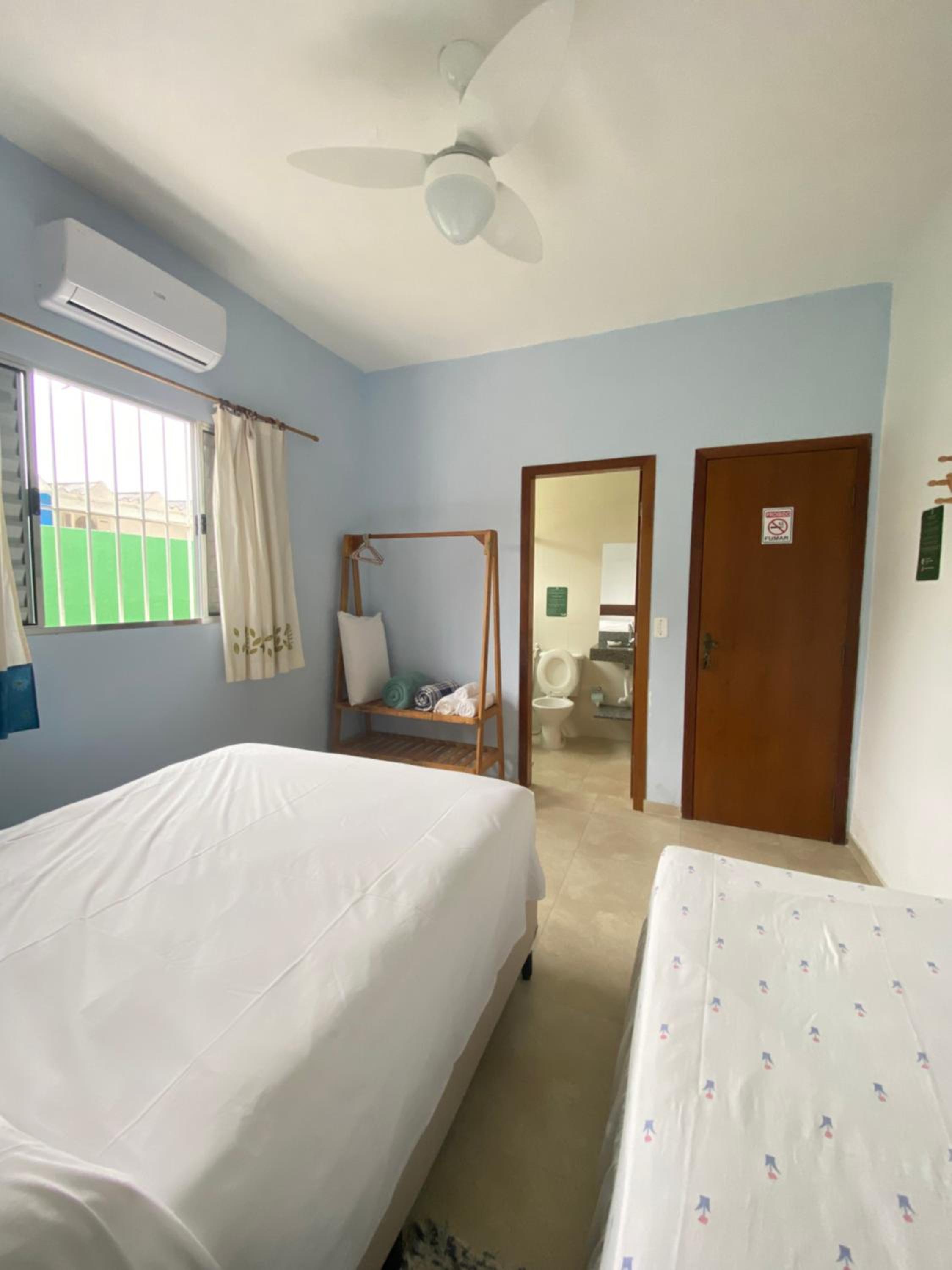 Triple Room with Private Bathroom - Photo 4