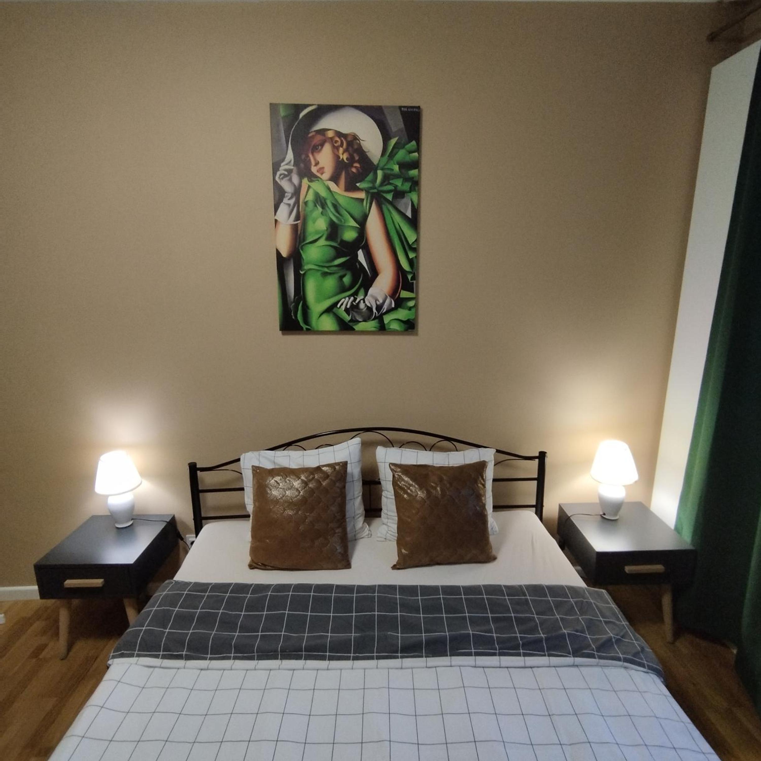 Two-Bedroom Apartment - Photo 9
