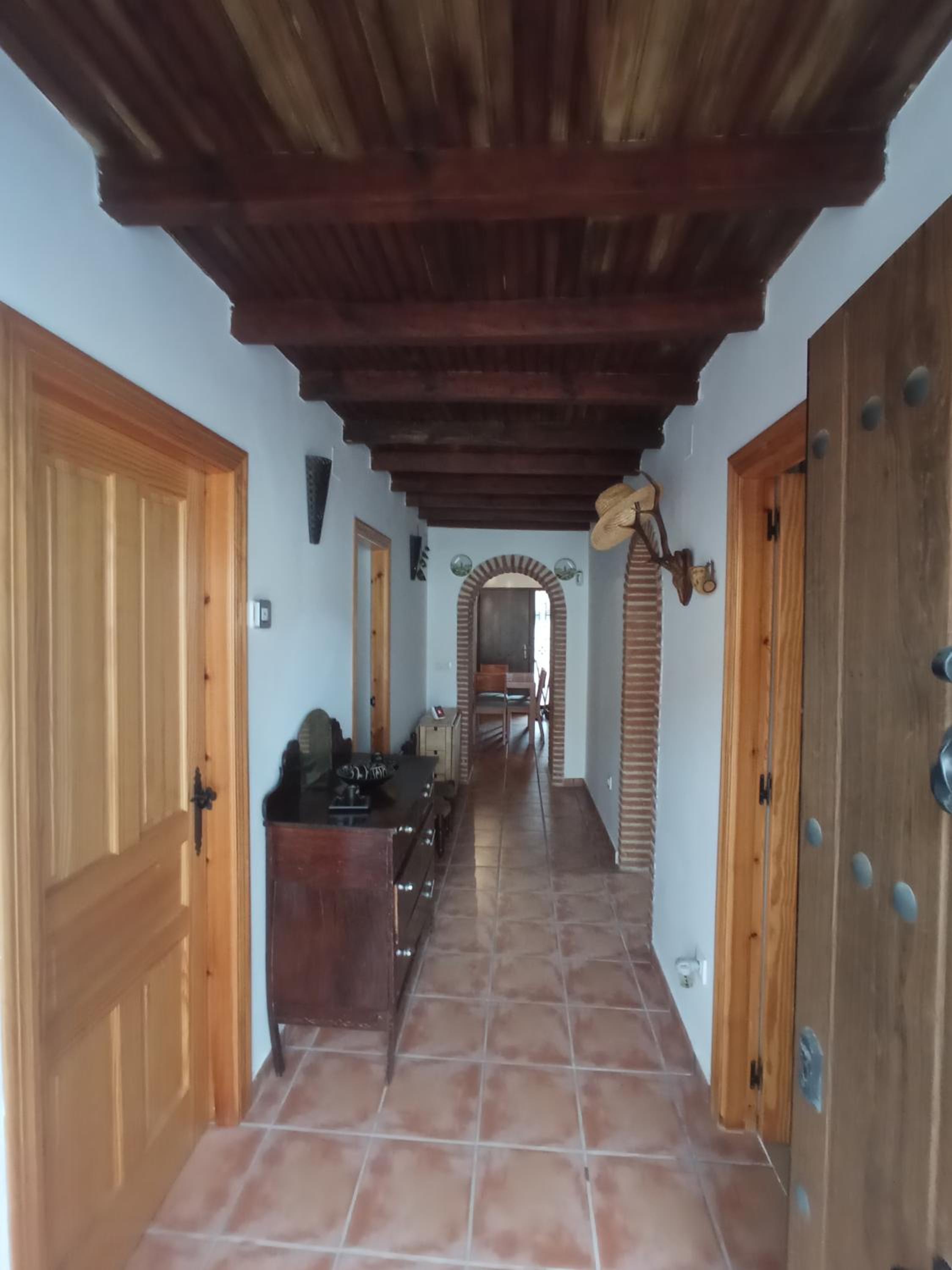 Casa de cuatro habitaciones