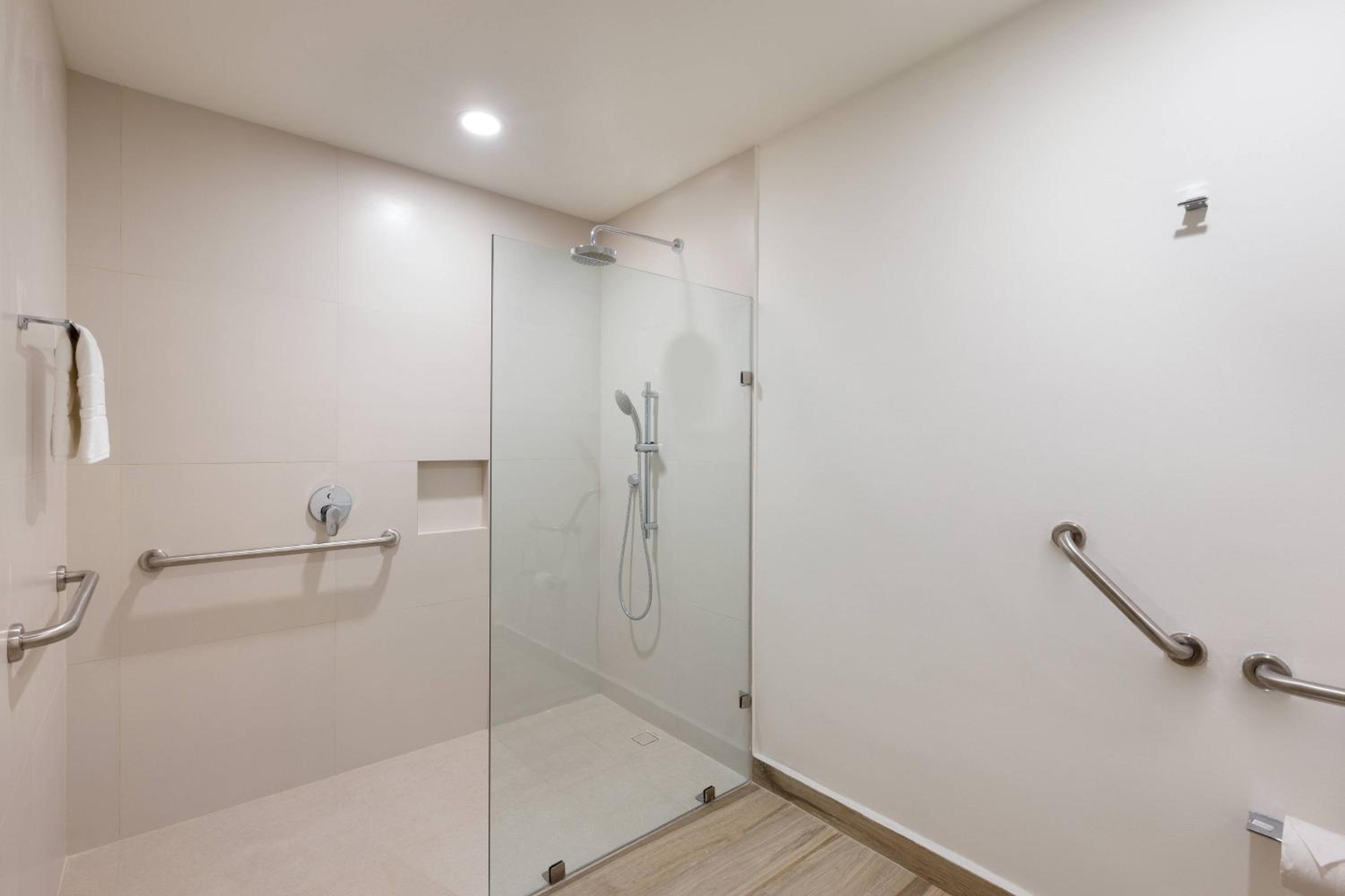 King Room with Airport Transfer photo 3