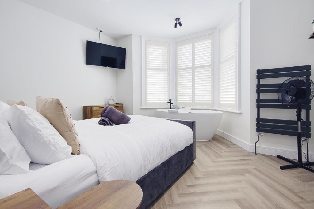 Superior Suite - Photo 2
