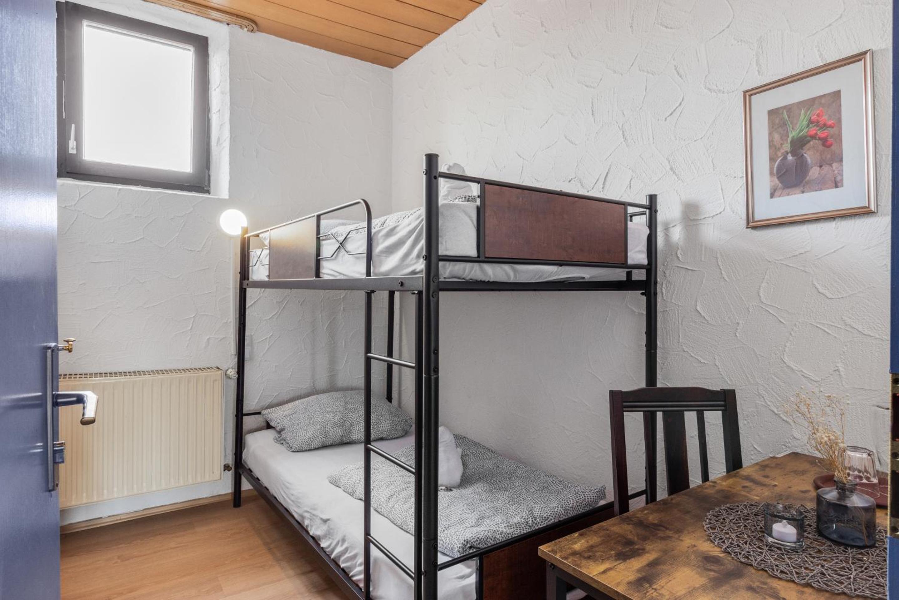 Budget Single Room photo 2