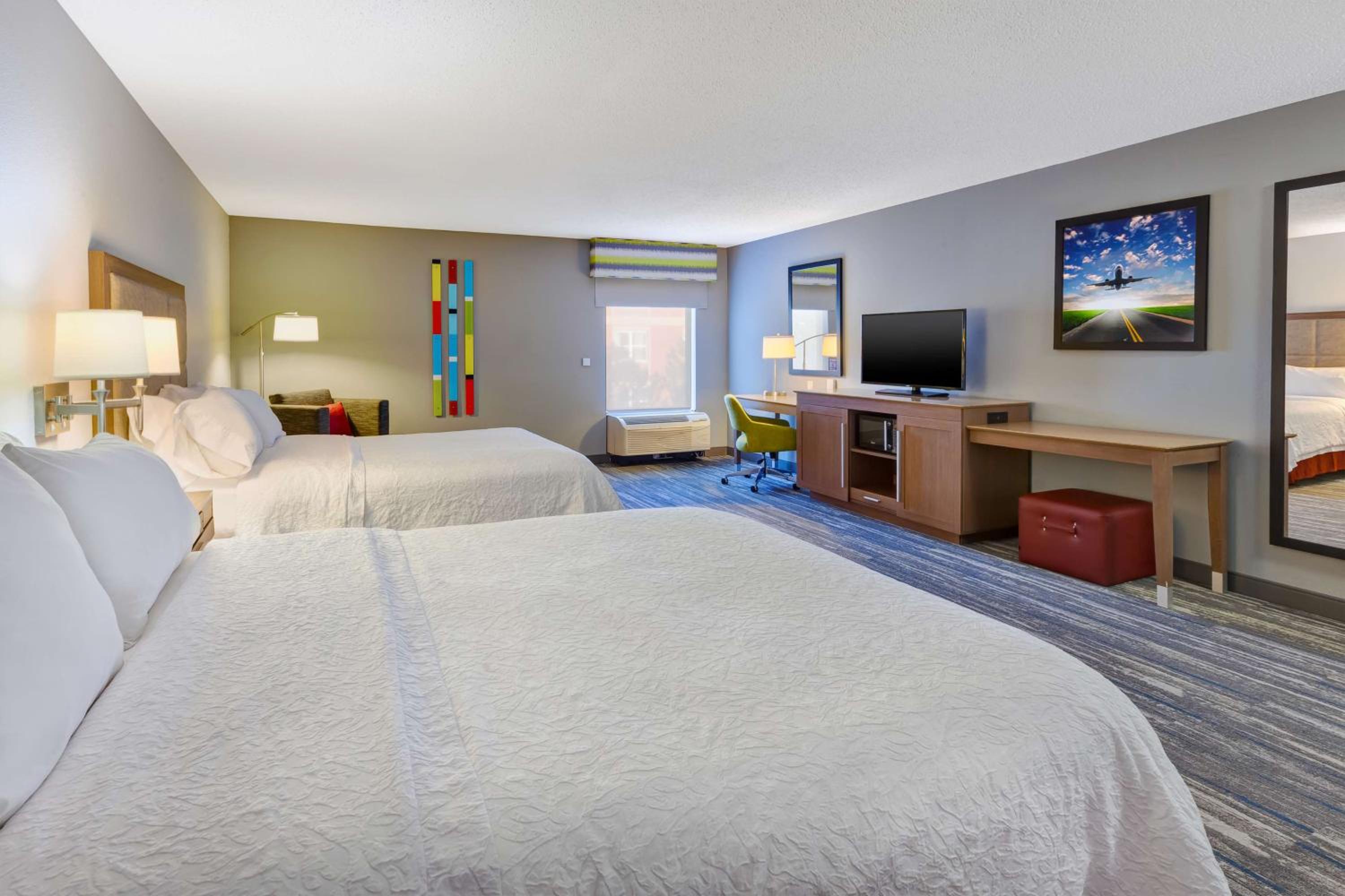 Queen Room with Two Queen Beds - Mobility and Hearing Access/Non-Smoking - Photo 3