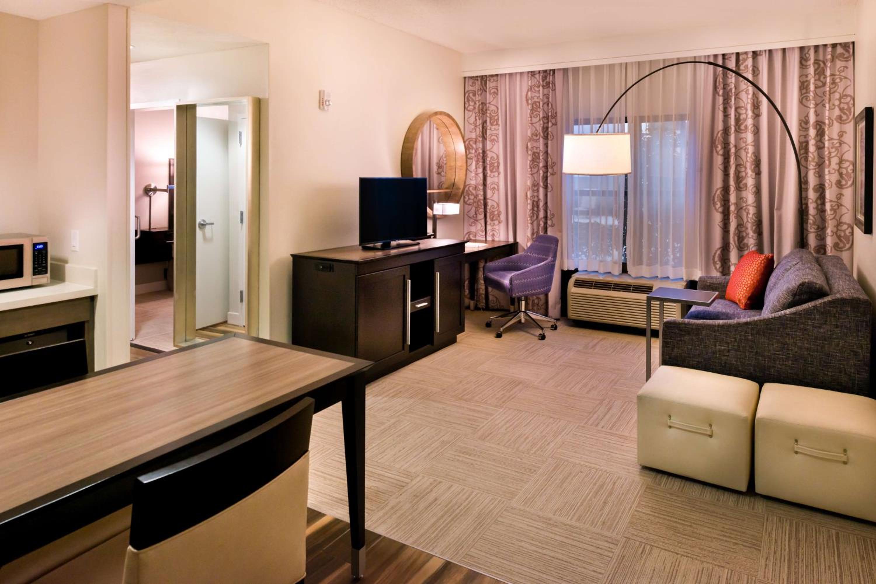 Room, 2 Queen Beds, Non Smoking