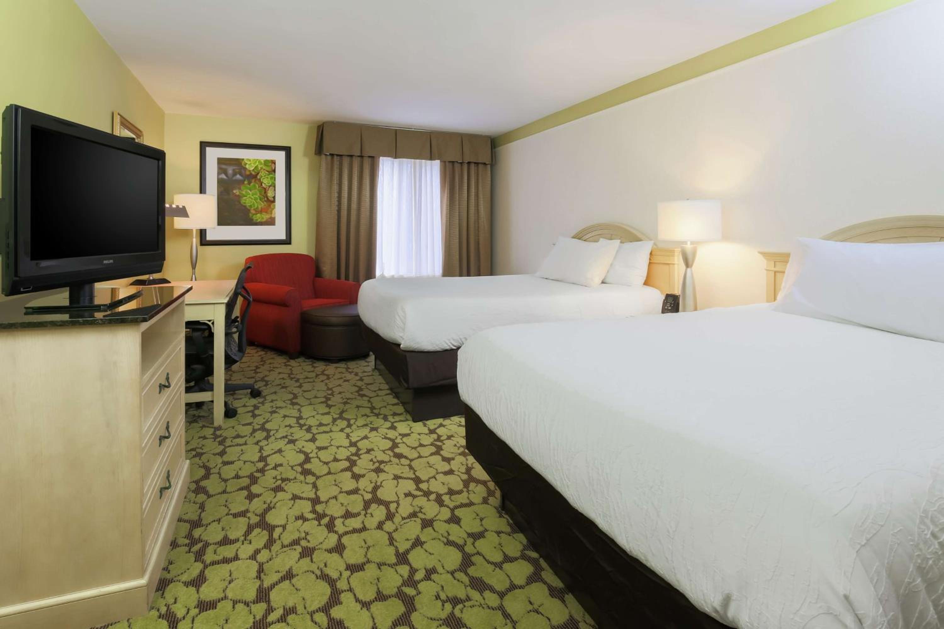 Queen Room with Two Queen Beds - Photo 1