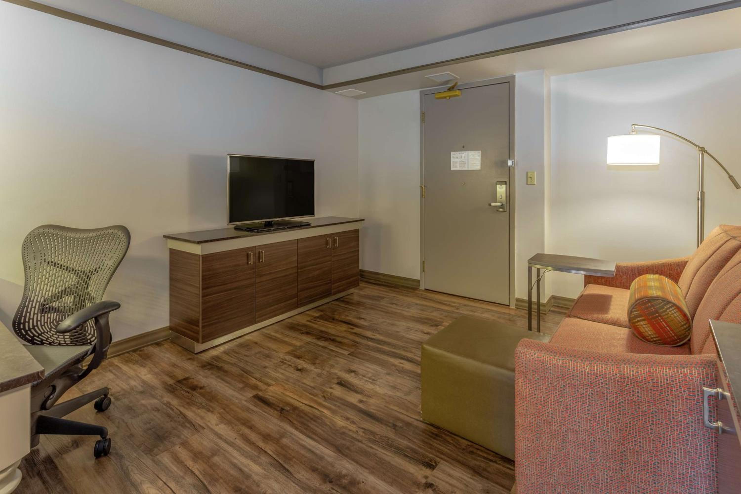 One-Bedroom King Suite - Photo 1