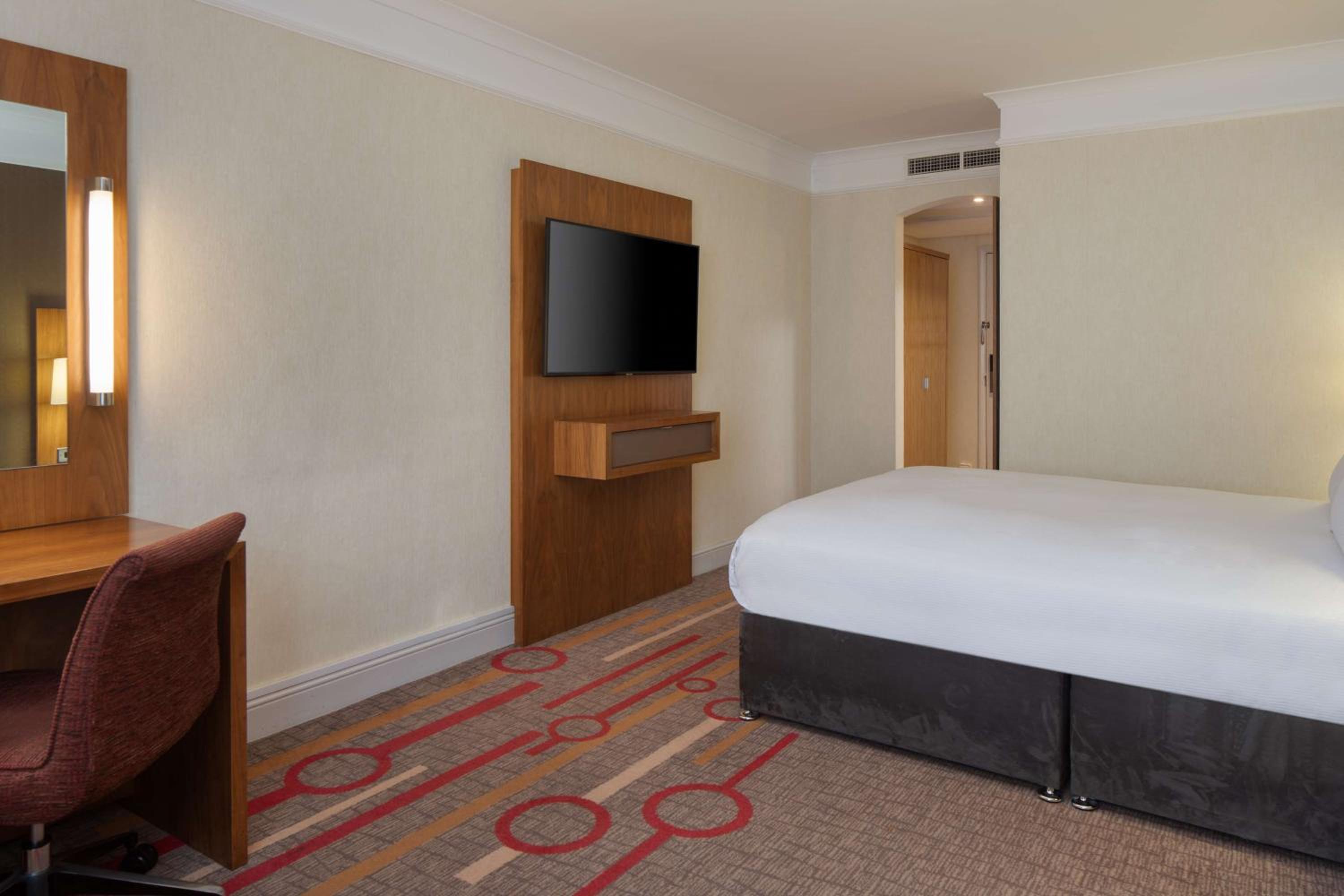 Queen Room - Photo 7