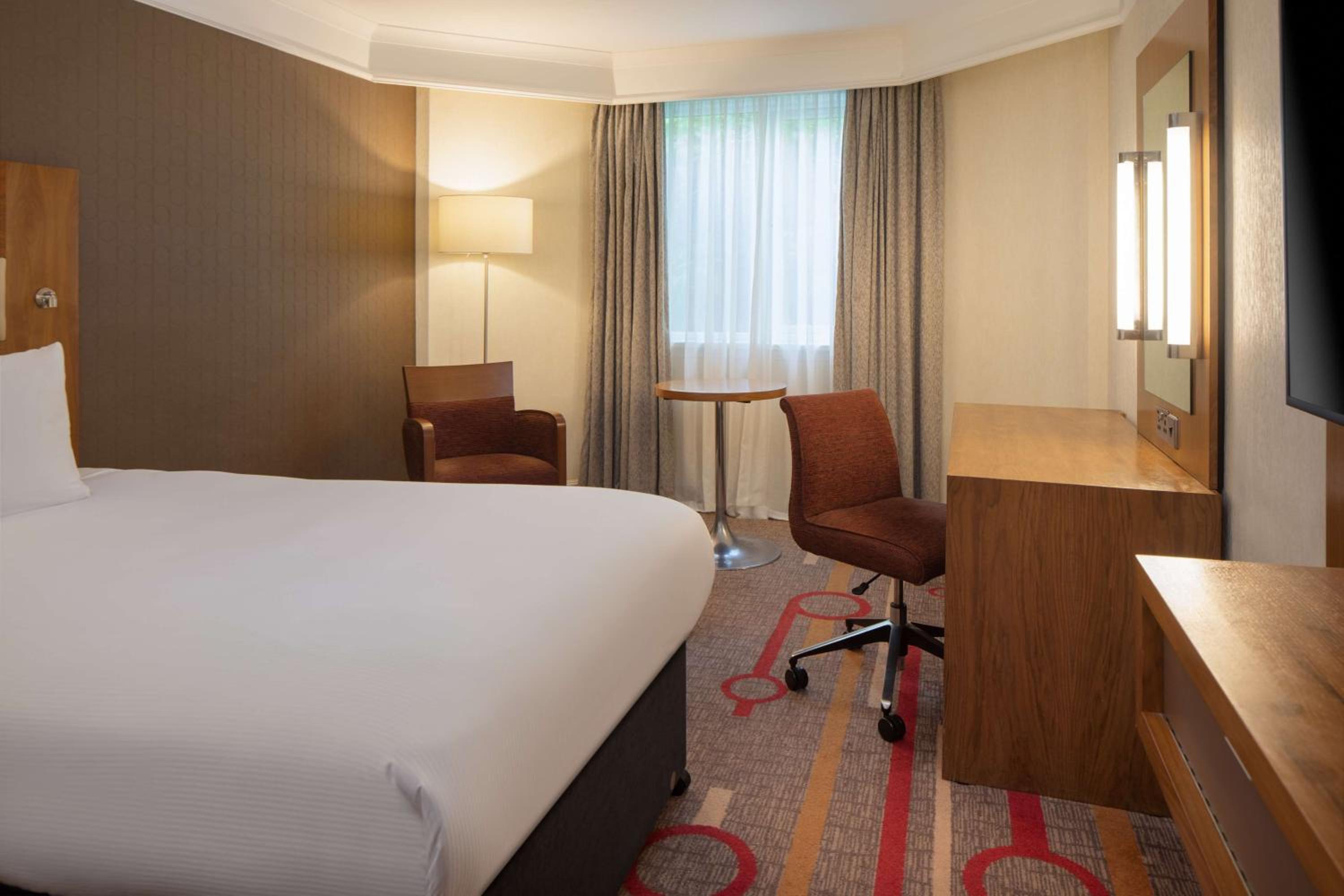 Twin Room - Photo 3
