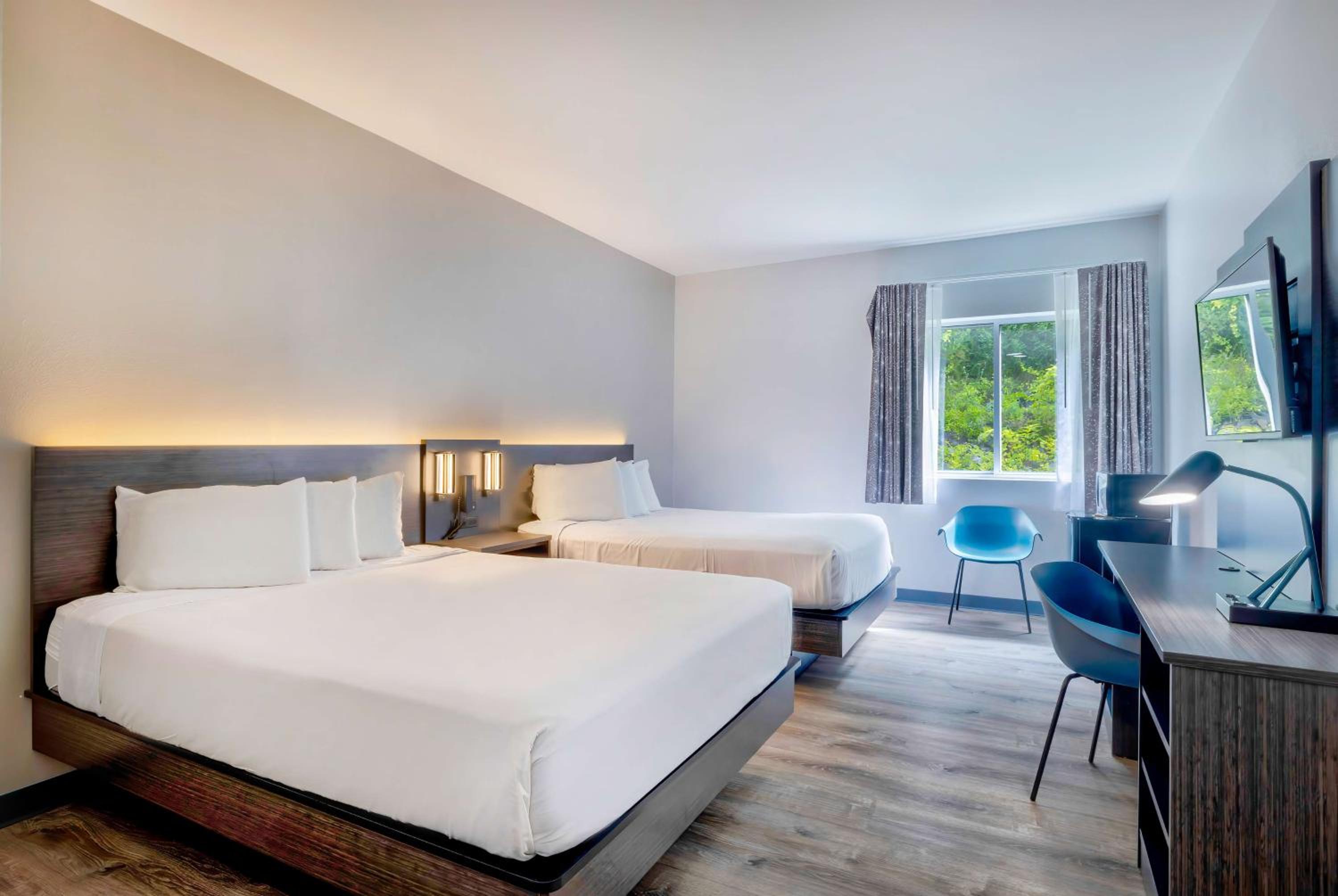 Queen Room with Two Queen Beds - Disability Access - Roll In Shower photo 1