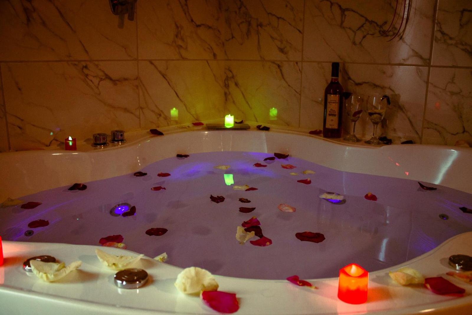 Queen Room With Spa Bath photo 3