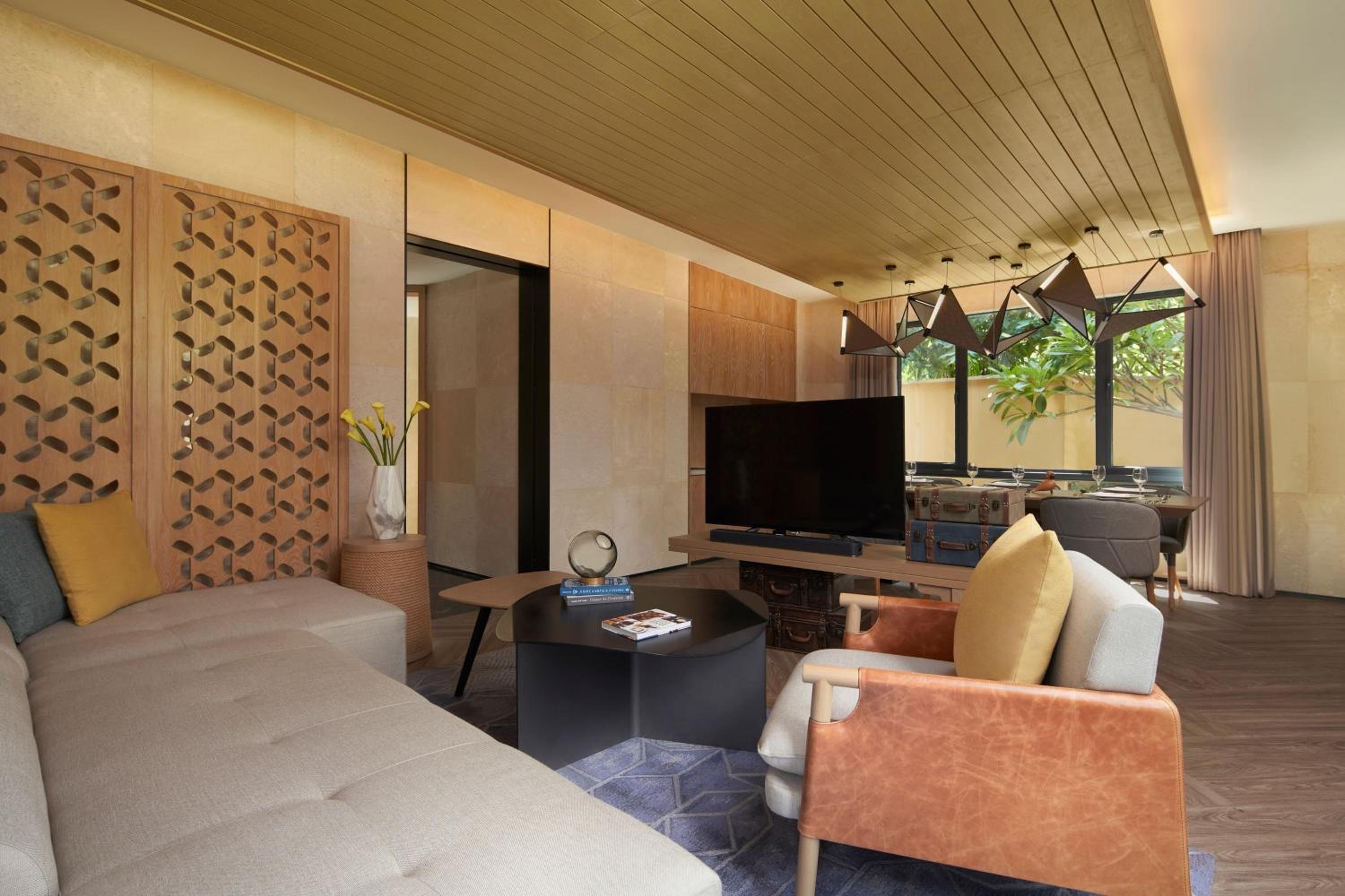  Standard Ocean Bank Villa with One Bedroom and Backyard