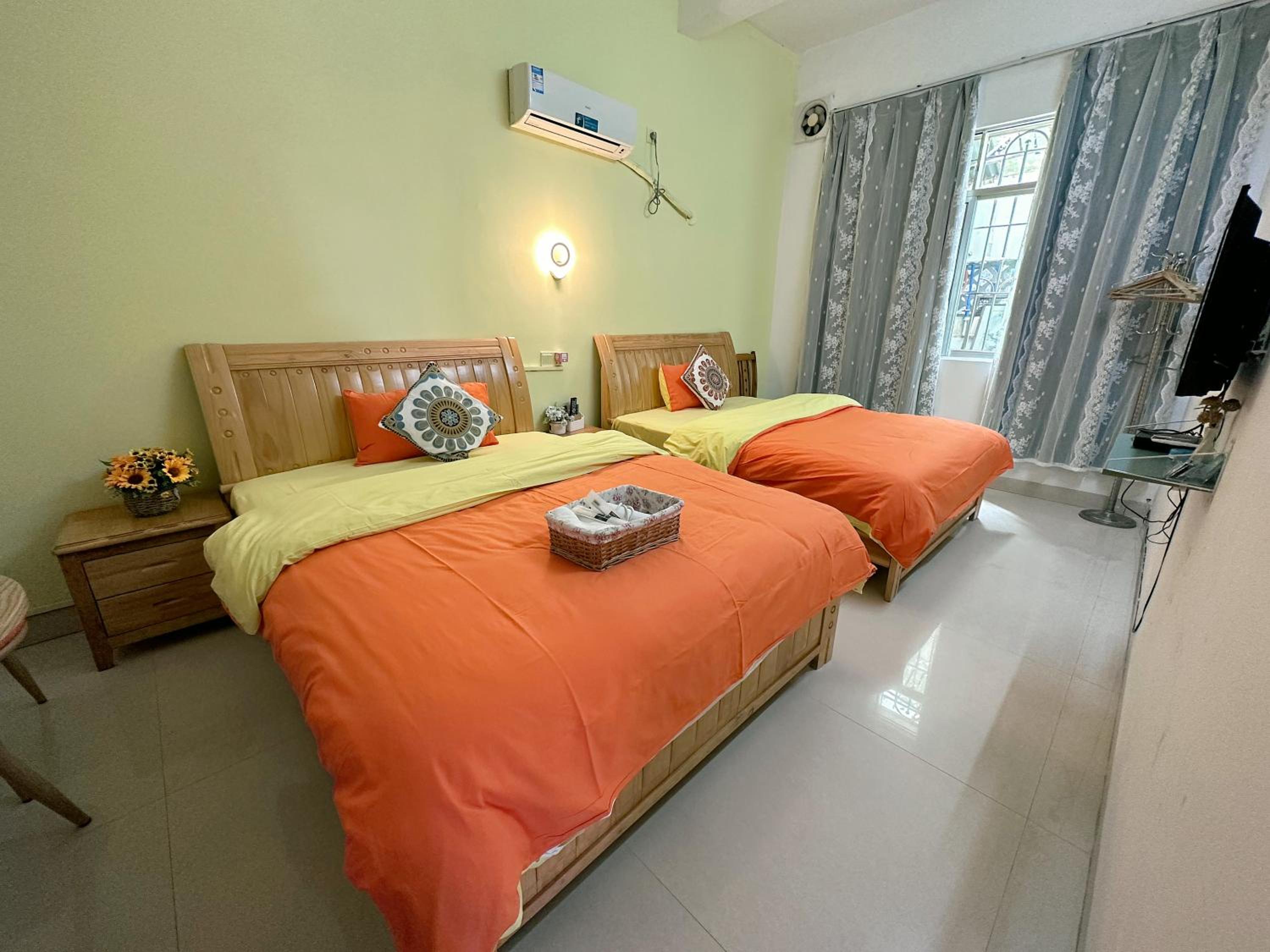 Budget Double Room photo 3