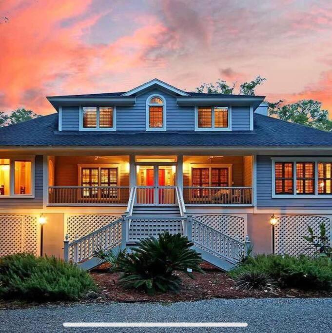 Four-Bedroom House photo 2