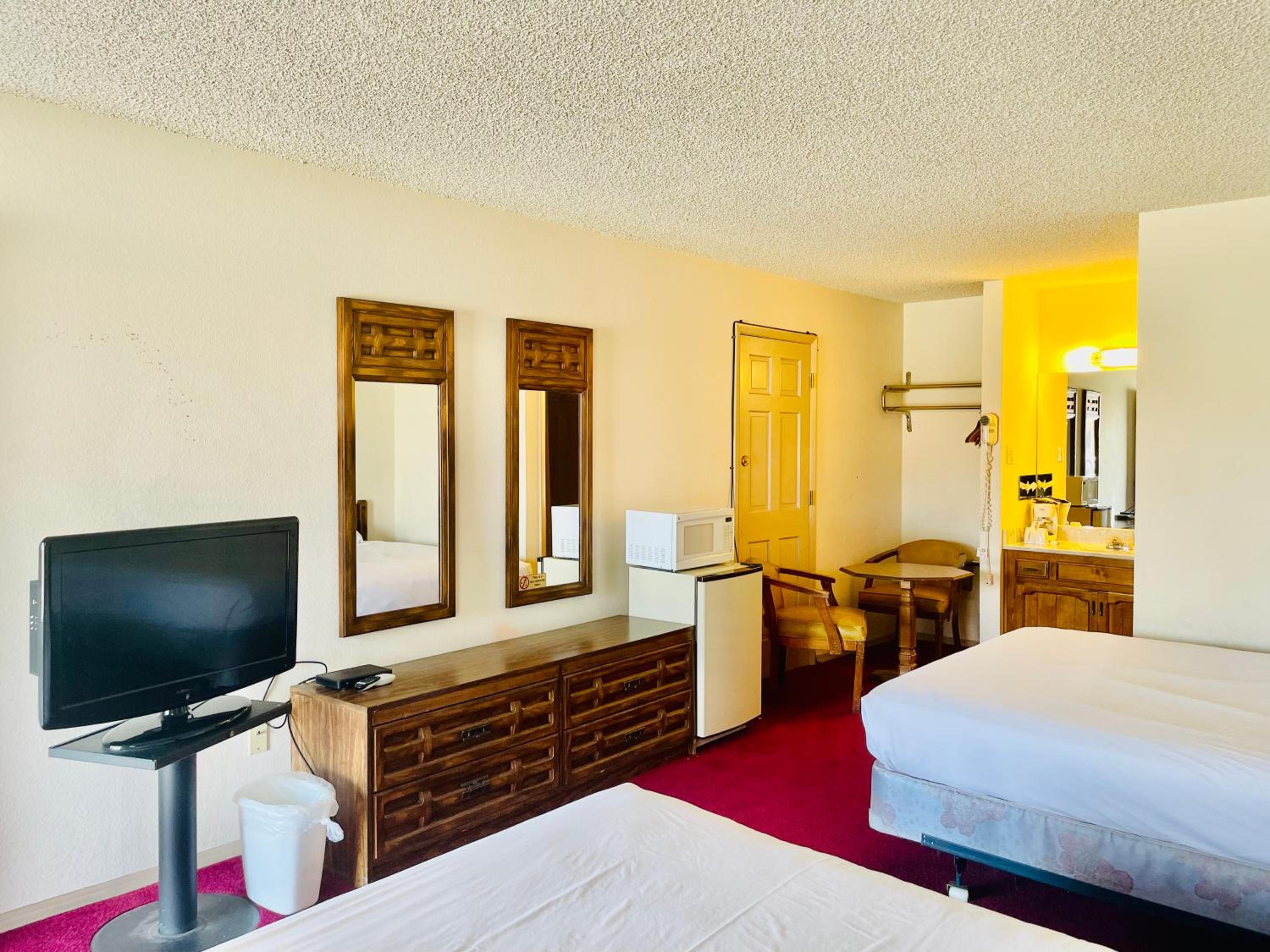 Deluxe Double Room photo 2