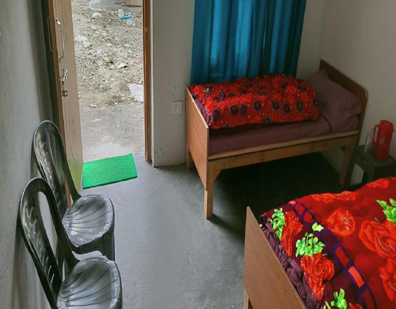 Bed in 10-Bed Mixed Dormitory Room photo 1
