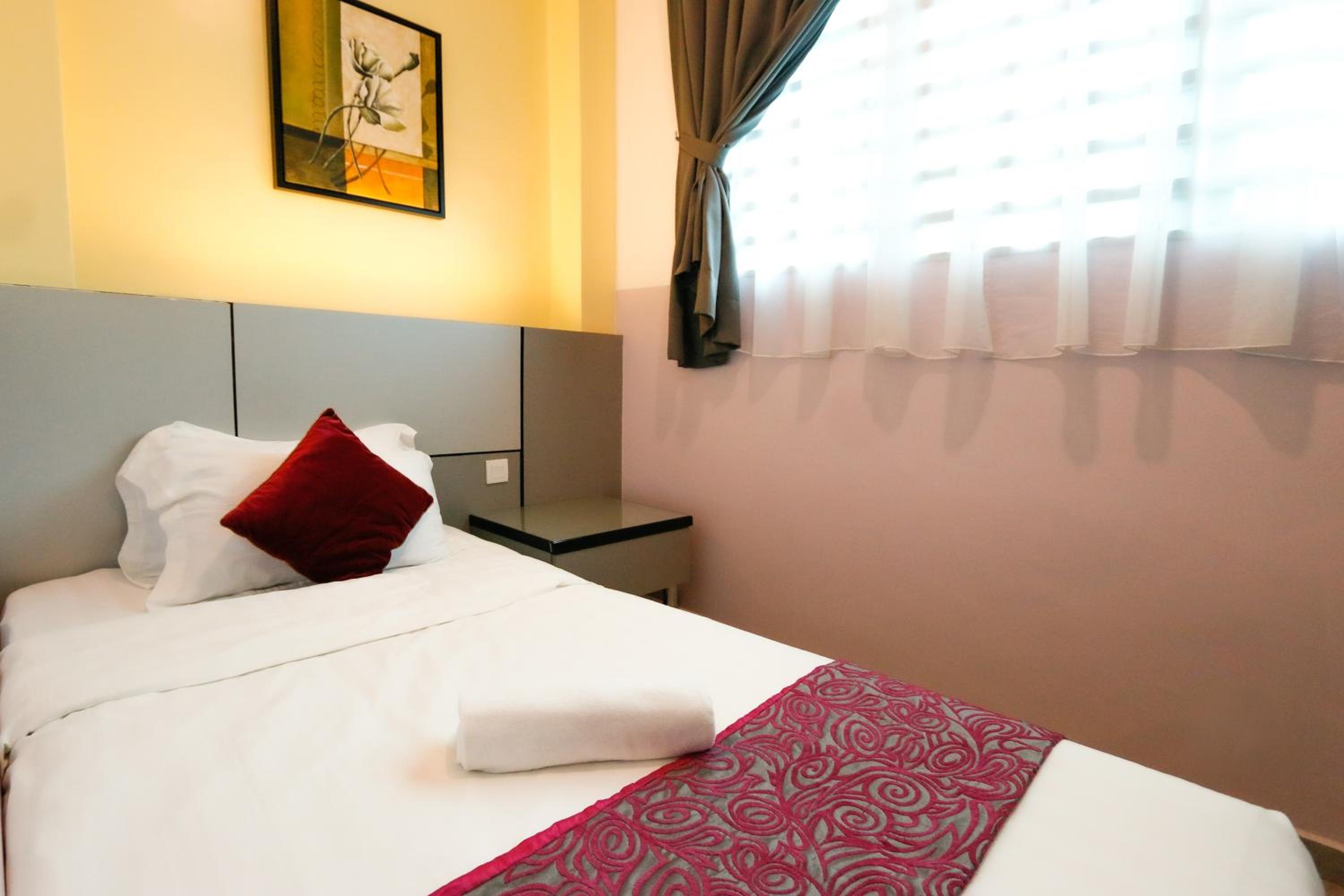 Deluxe Single Room