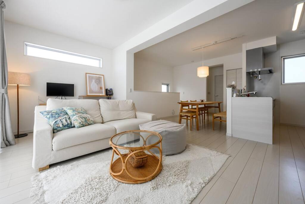 Three-Bedroom Apartment photo 1