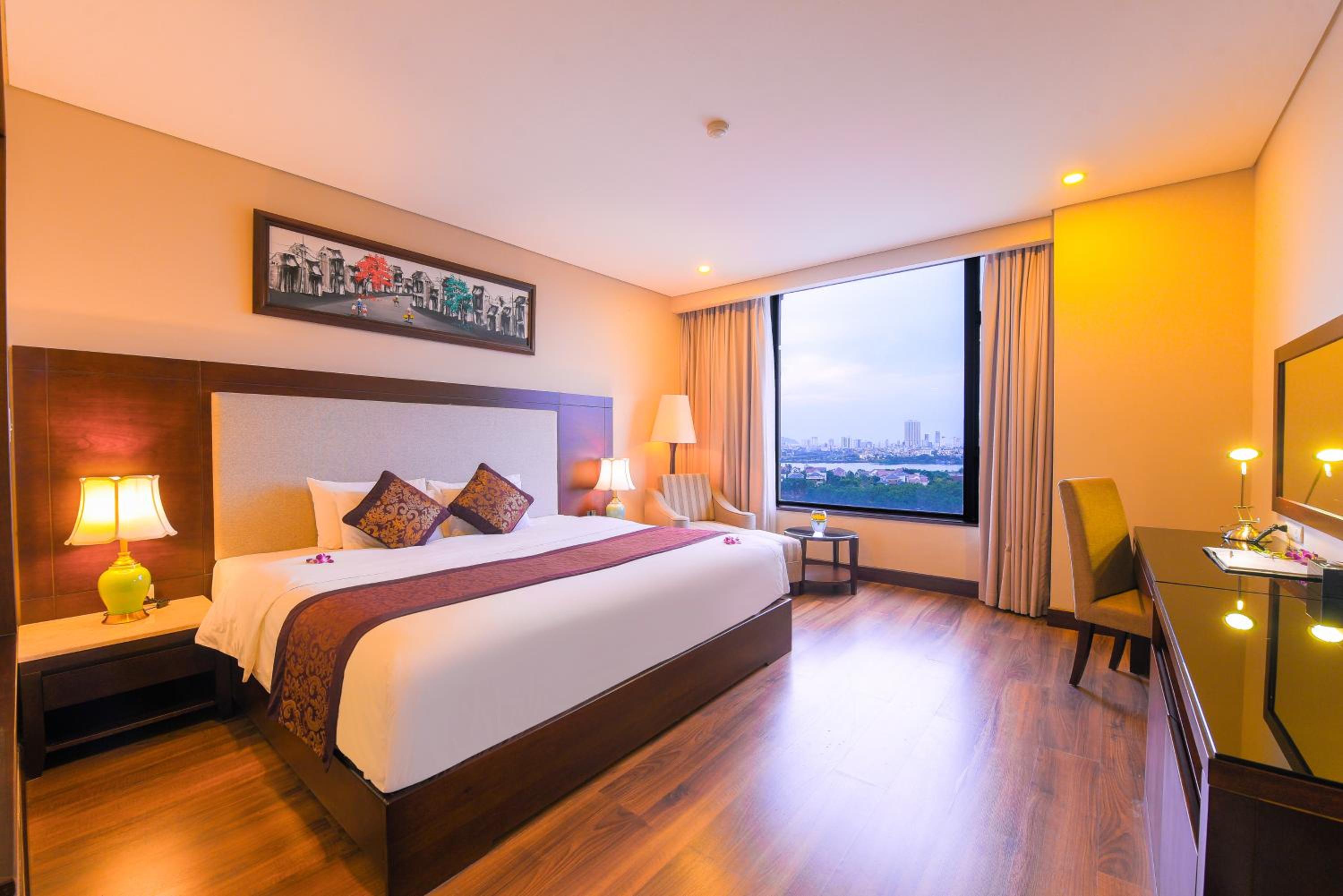 Premier Deluxe Double Room photo 3
