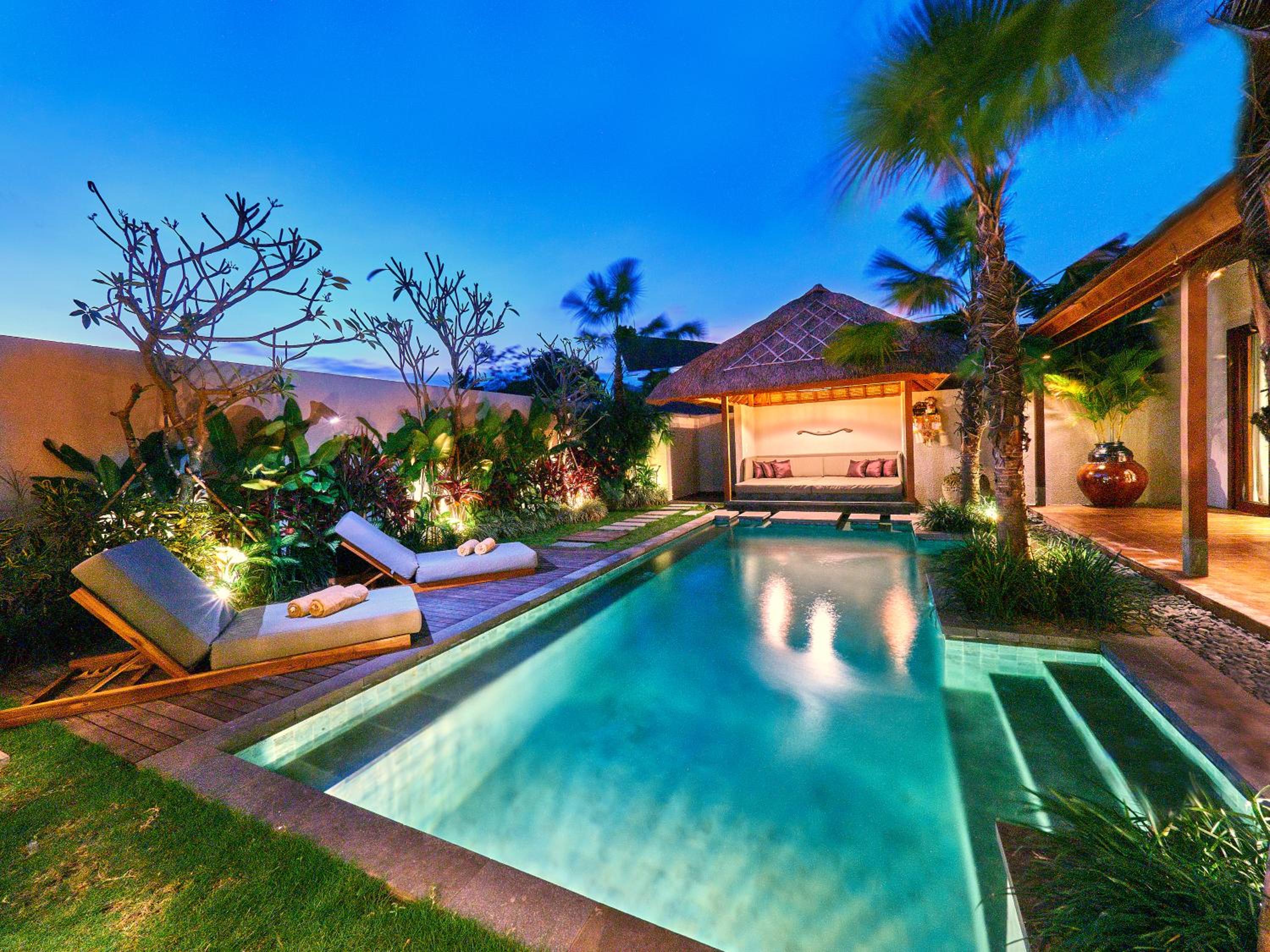 Three-Bedroom Private Pool Villa Dahlia - Photo 4