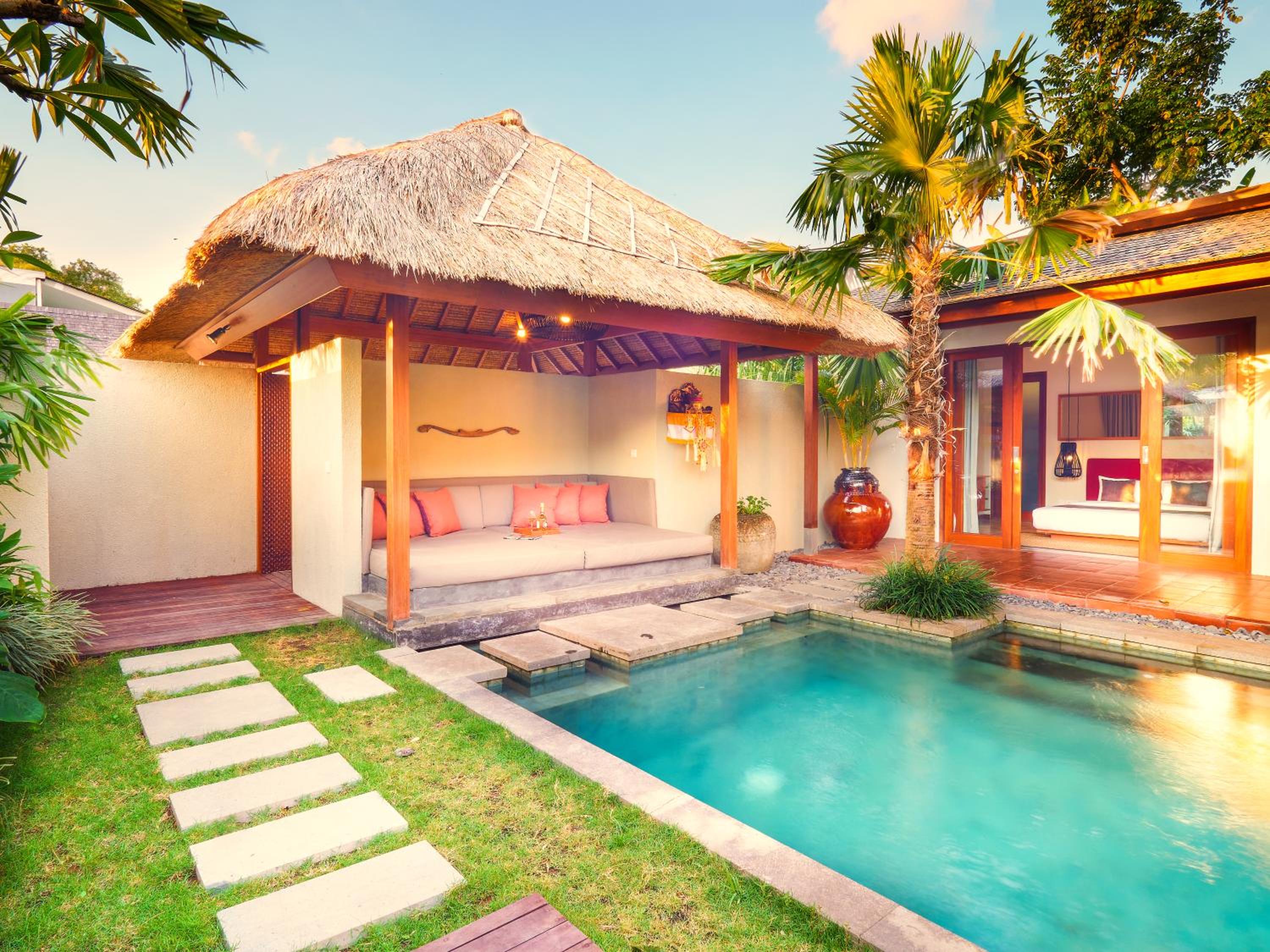 Three-Bedroom Private Pool Villa Dahlia - Photo 11