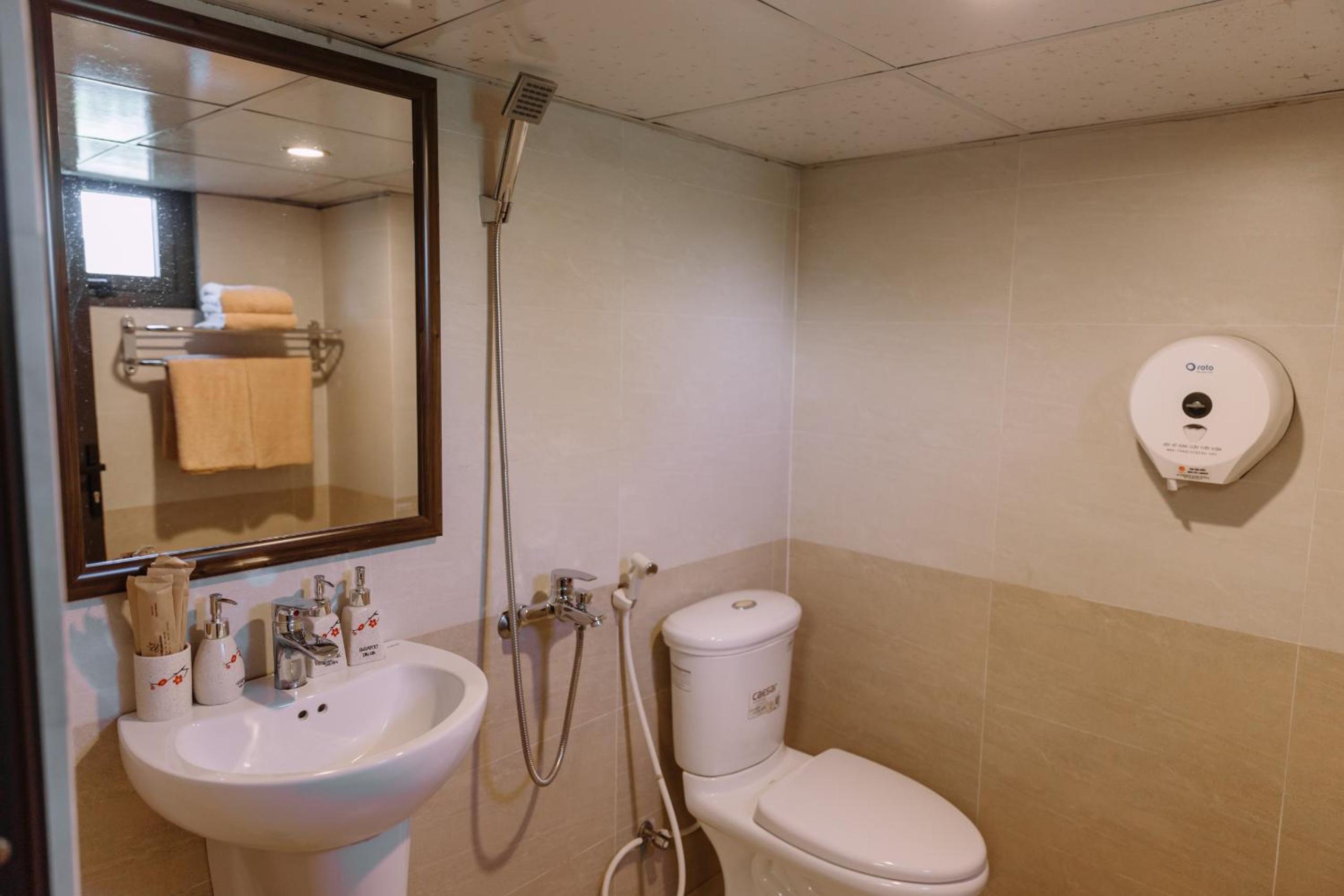 Double or Twin Room photo 3