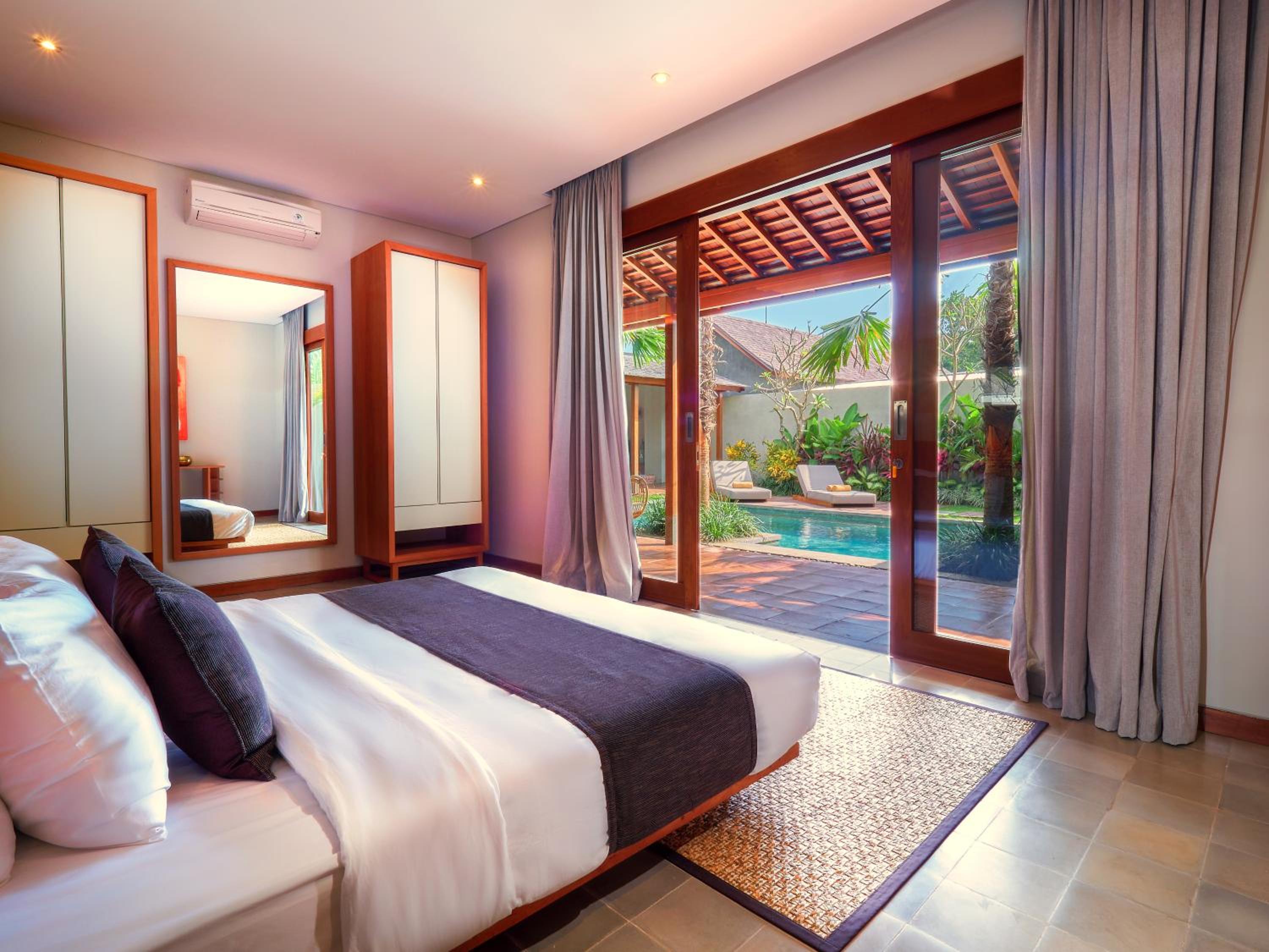 Three-Bedroom Private Pool Villa Dahlia - Photo 1