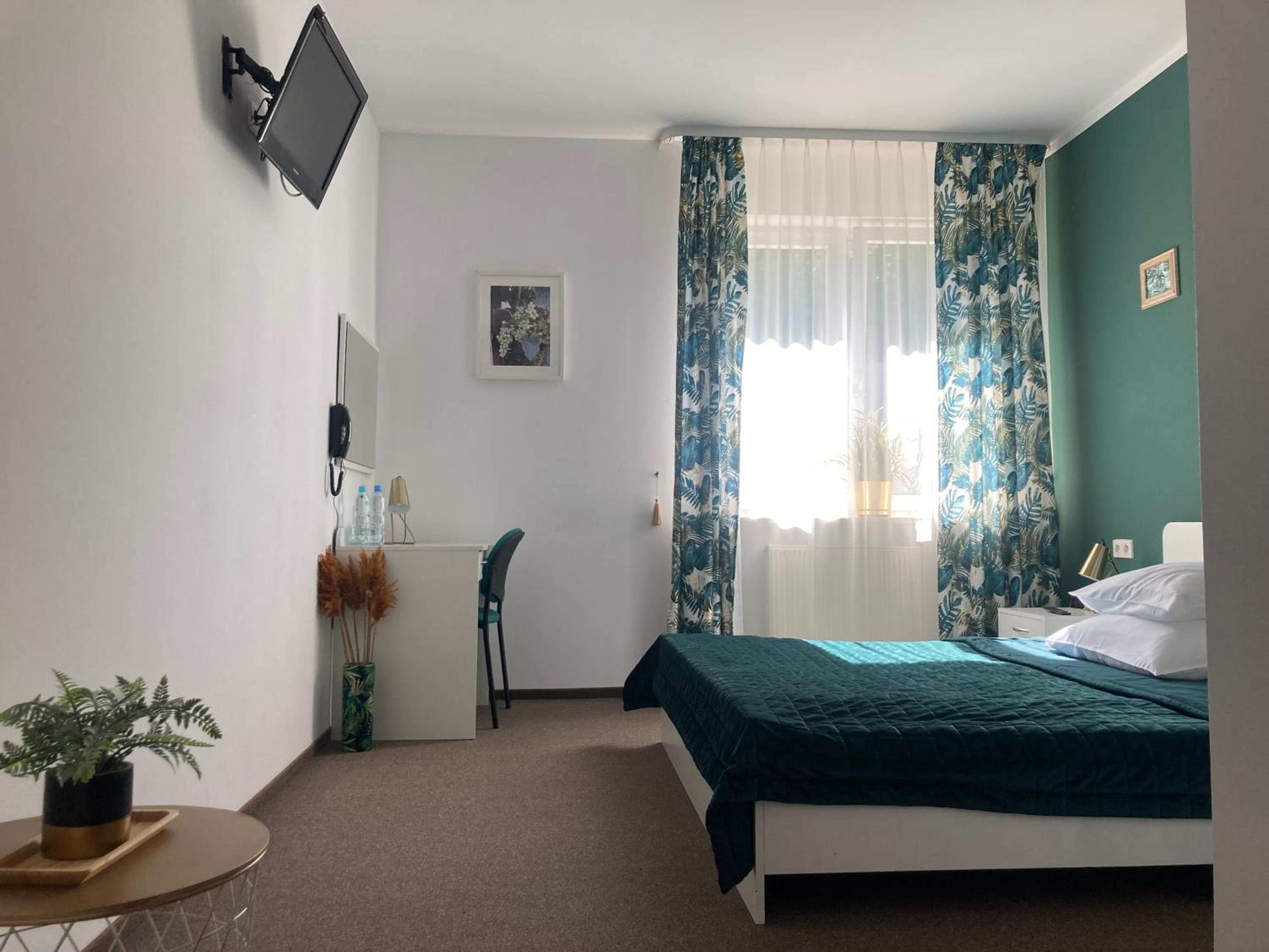 Double Room - Photo 3
