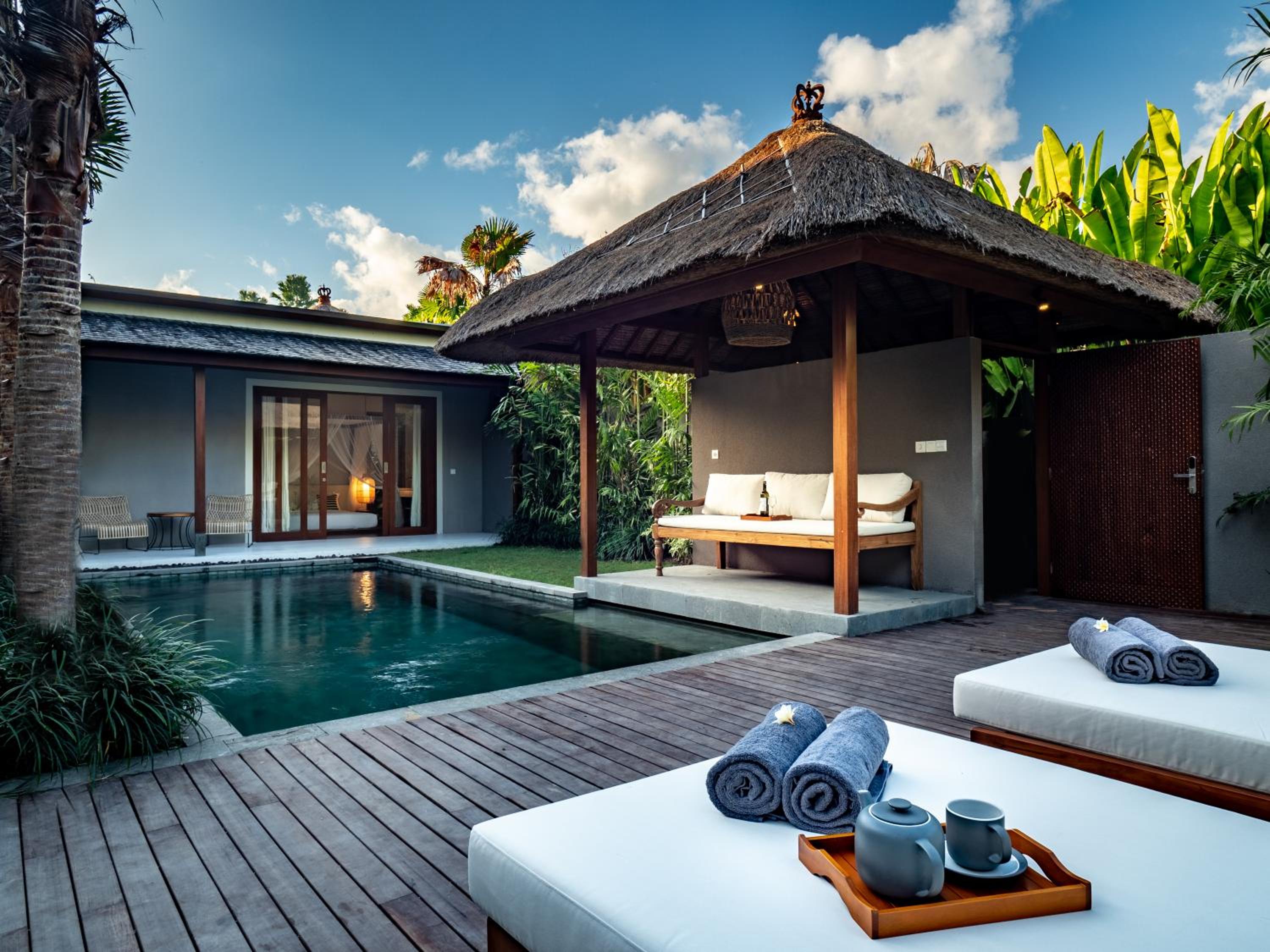 Three-Bedroom Private Pool Villa Gardenia - Photo 9