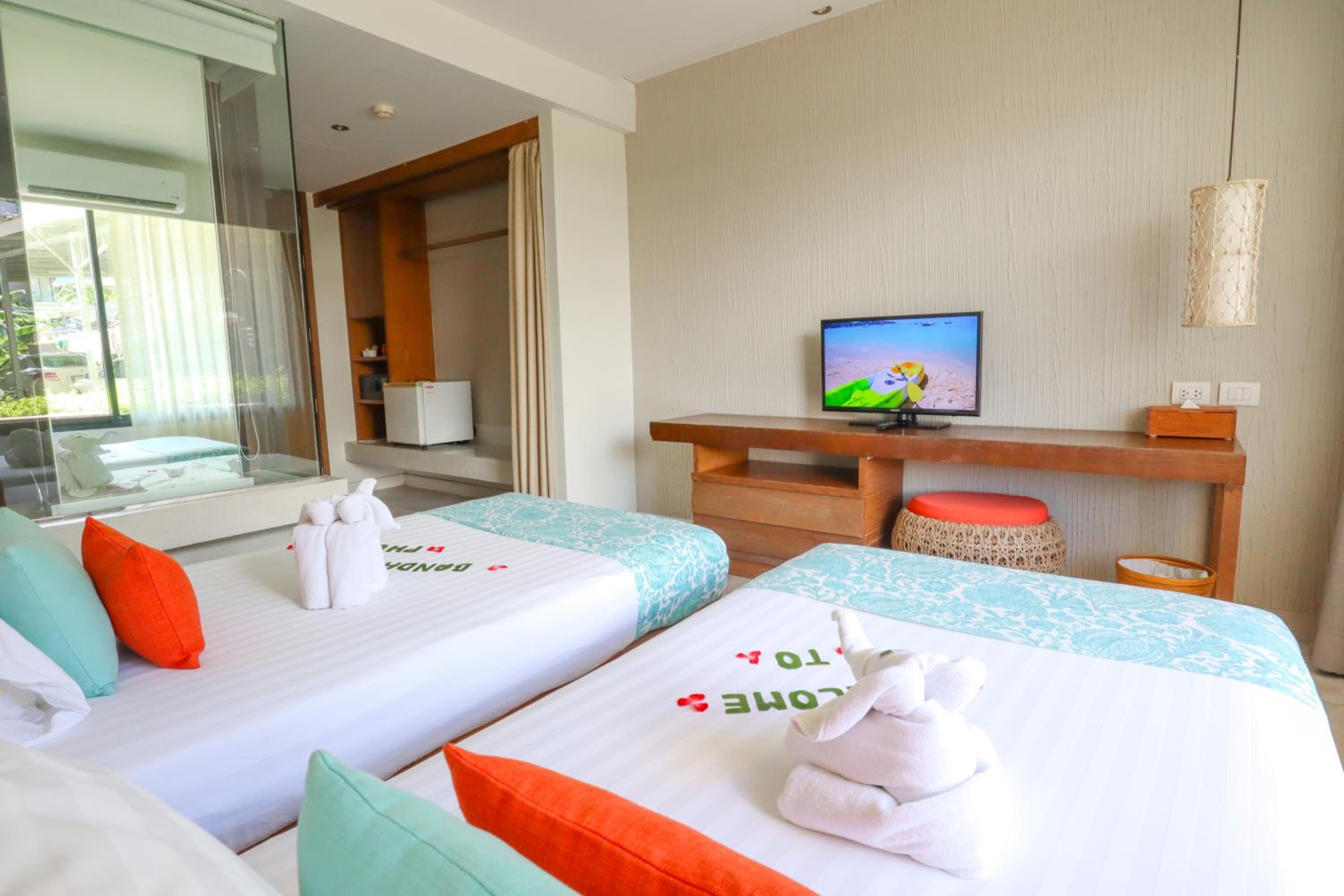 Deluxe Double or Twin Room photo 3