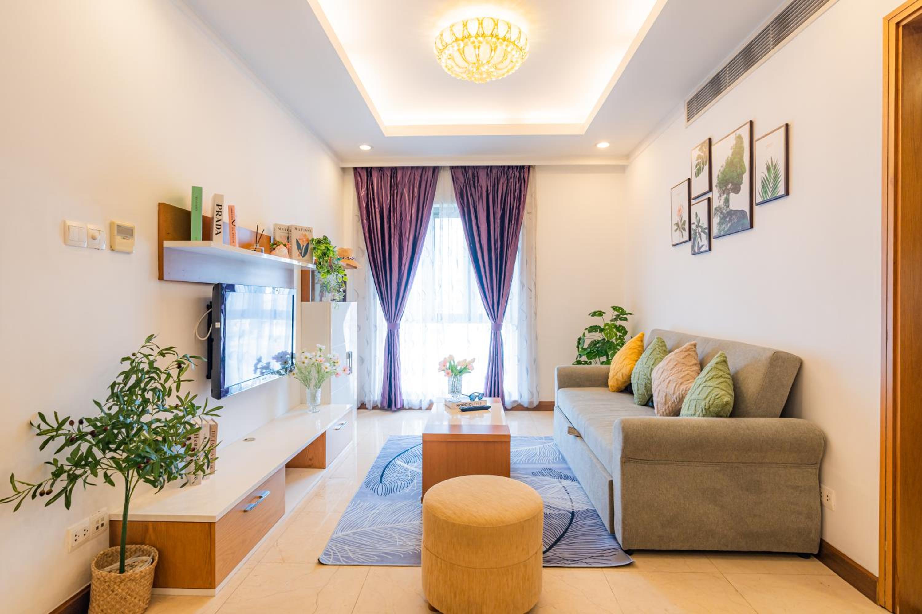 One-Bedroom Apartment