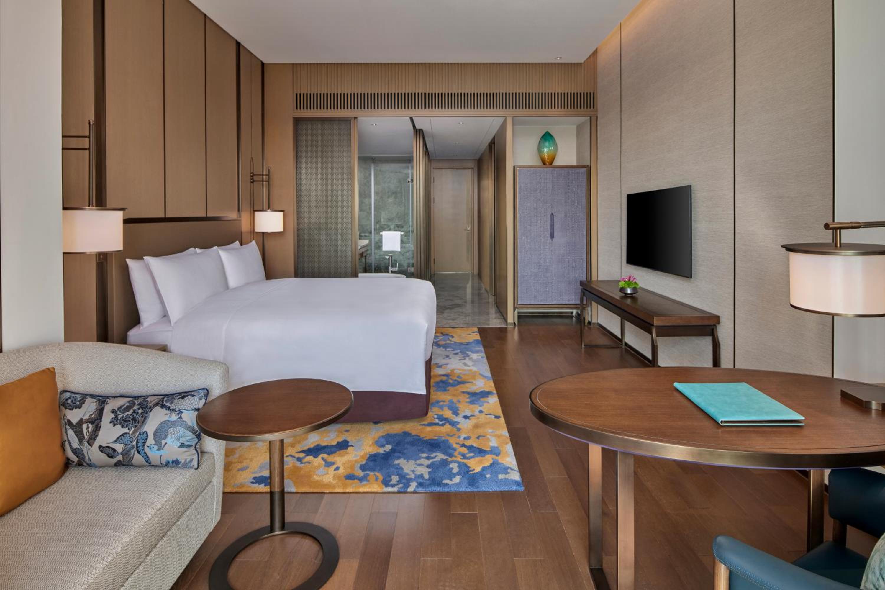 Executive Suite with Plunge Pool