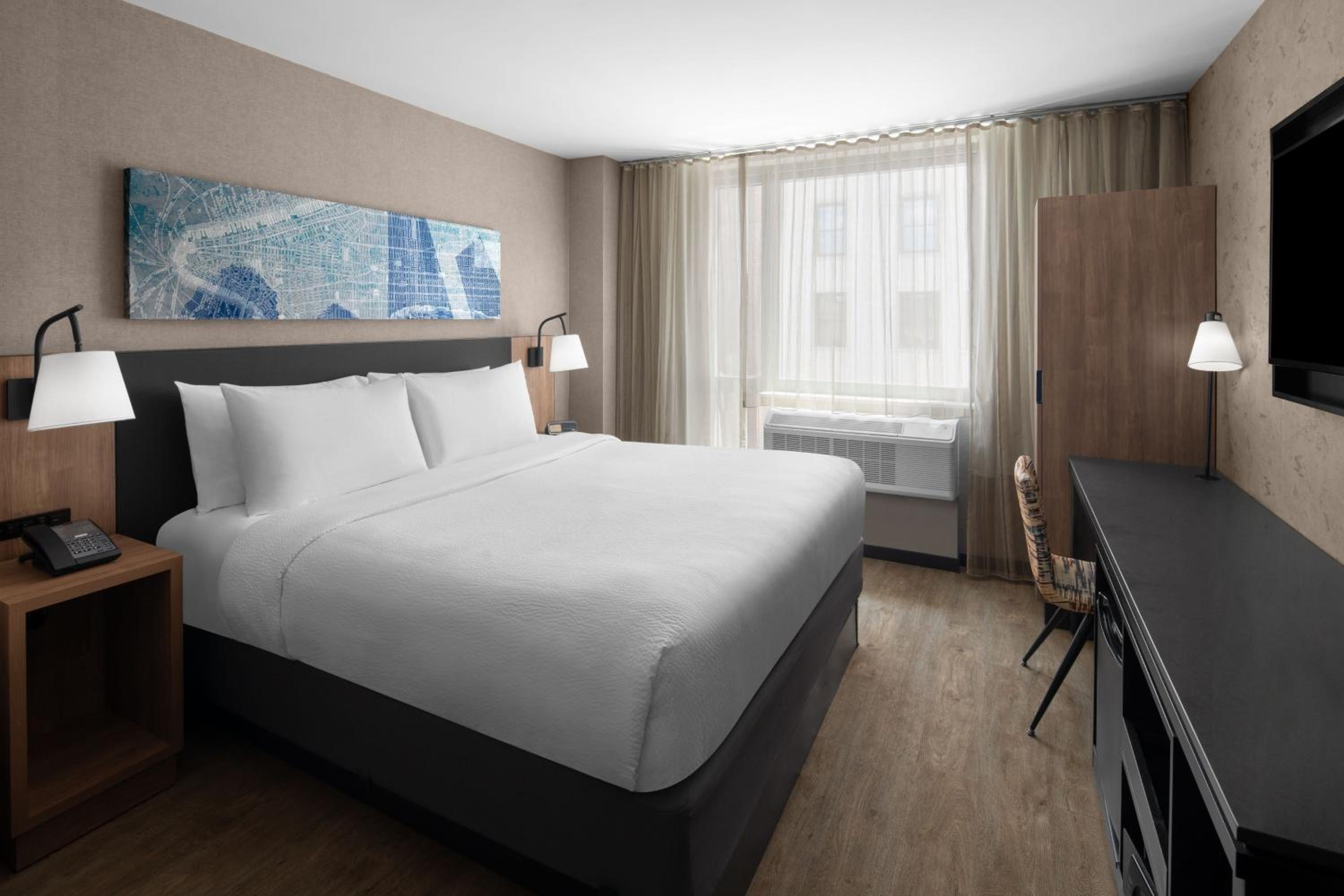 King Room - Hearing Accessible