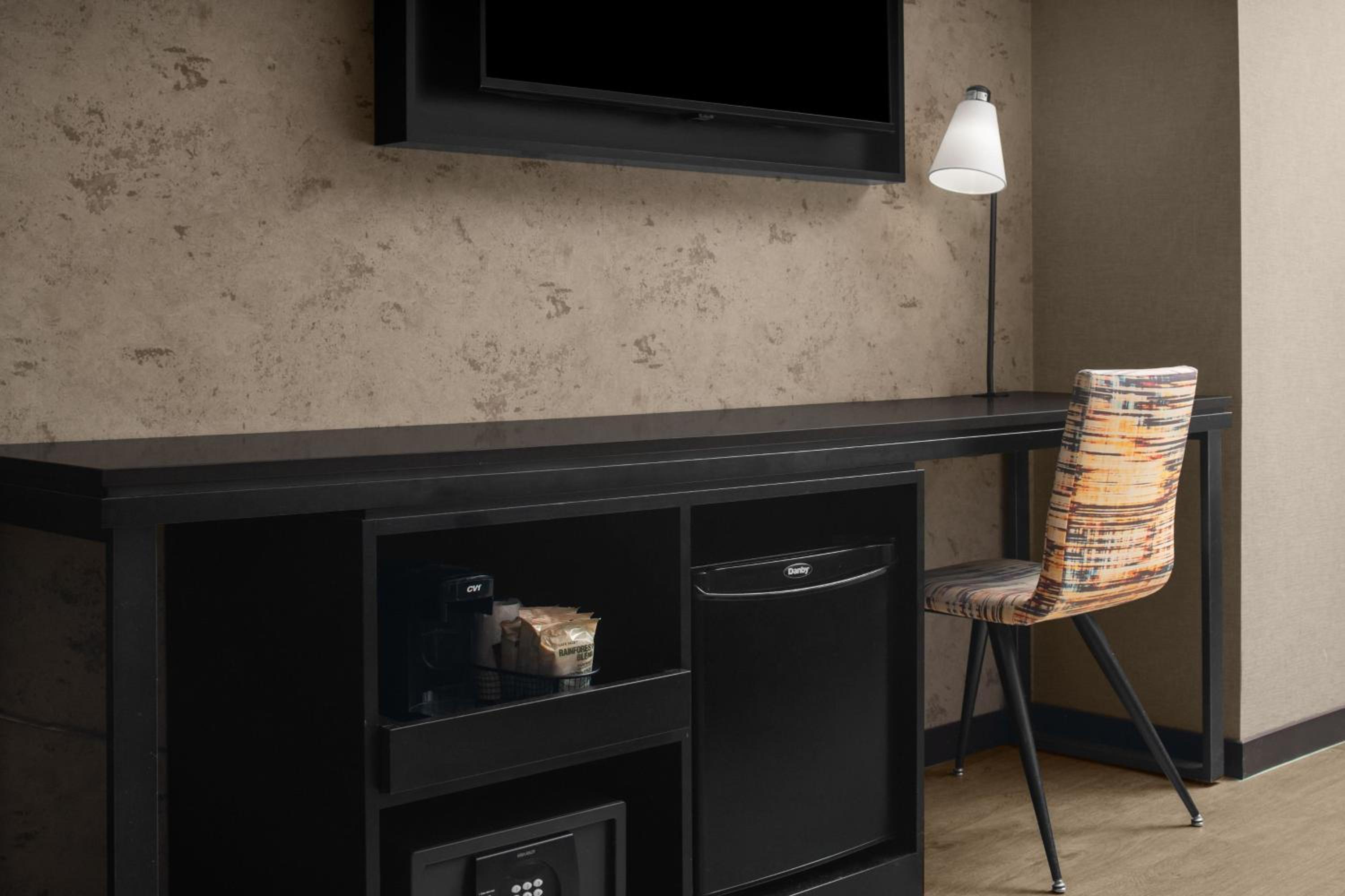 King Room - Hearing Accessible