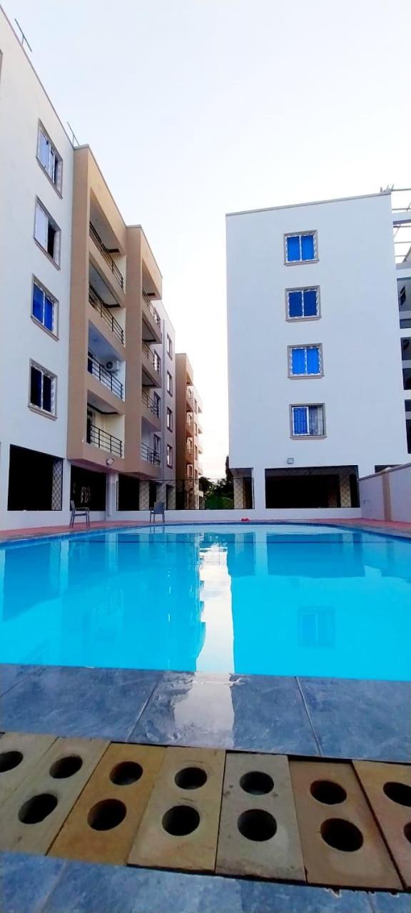 Three-Bedroom Apartment - Photo 7