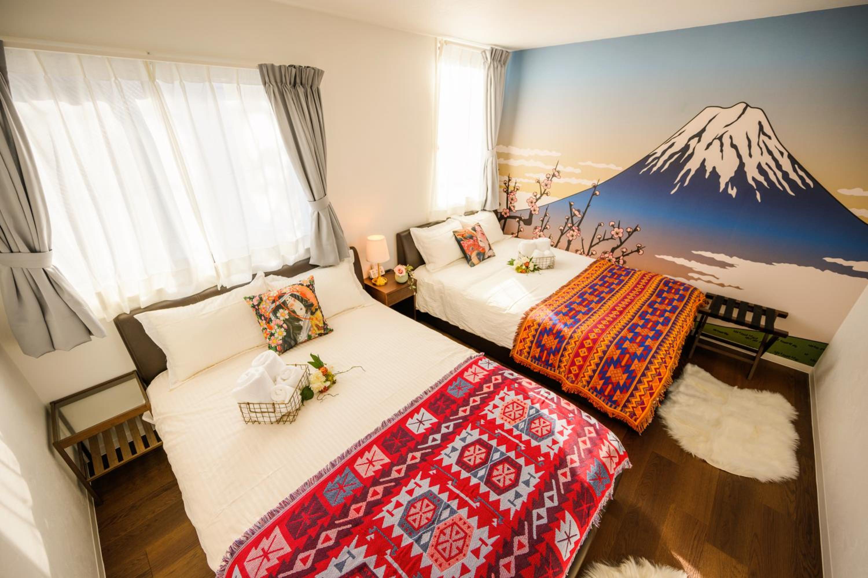 Deluxe Family Suite photo 1