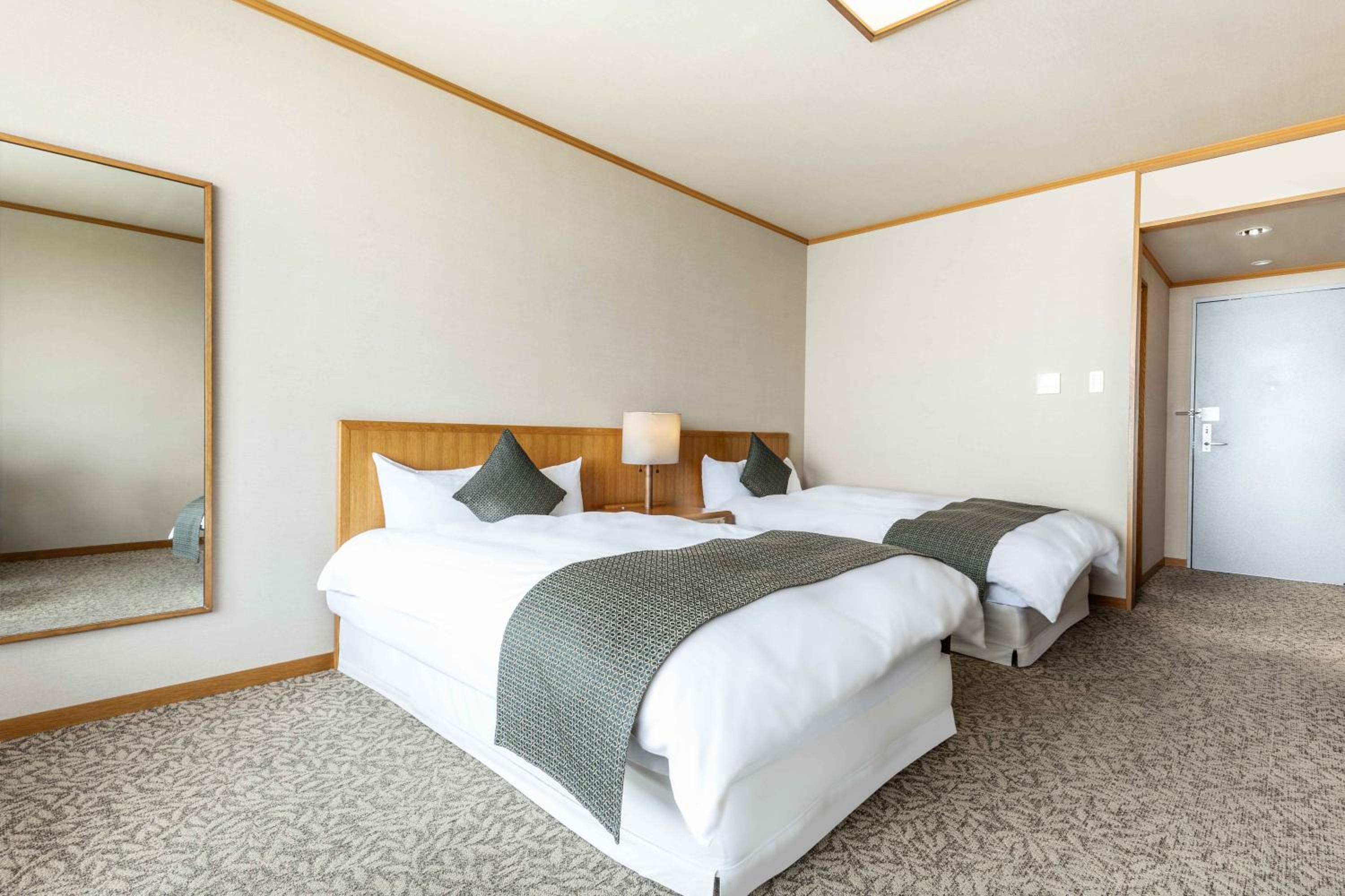 Twin Room with Sea View - Non-Smoking - Swimming Pool Free of Charge