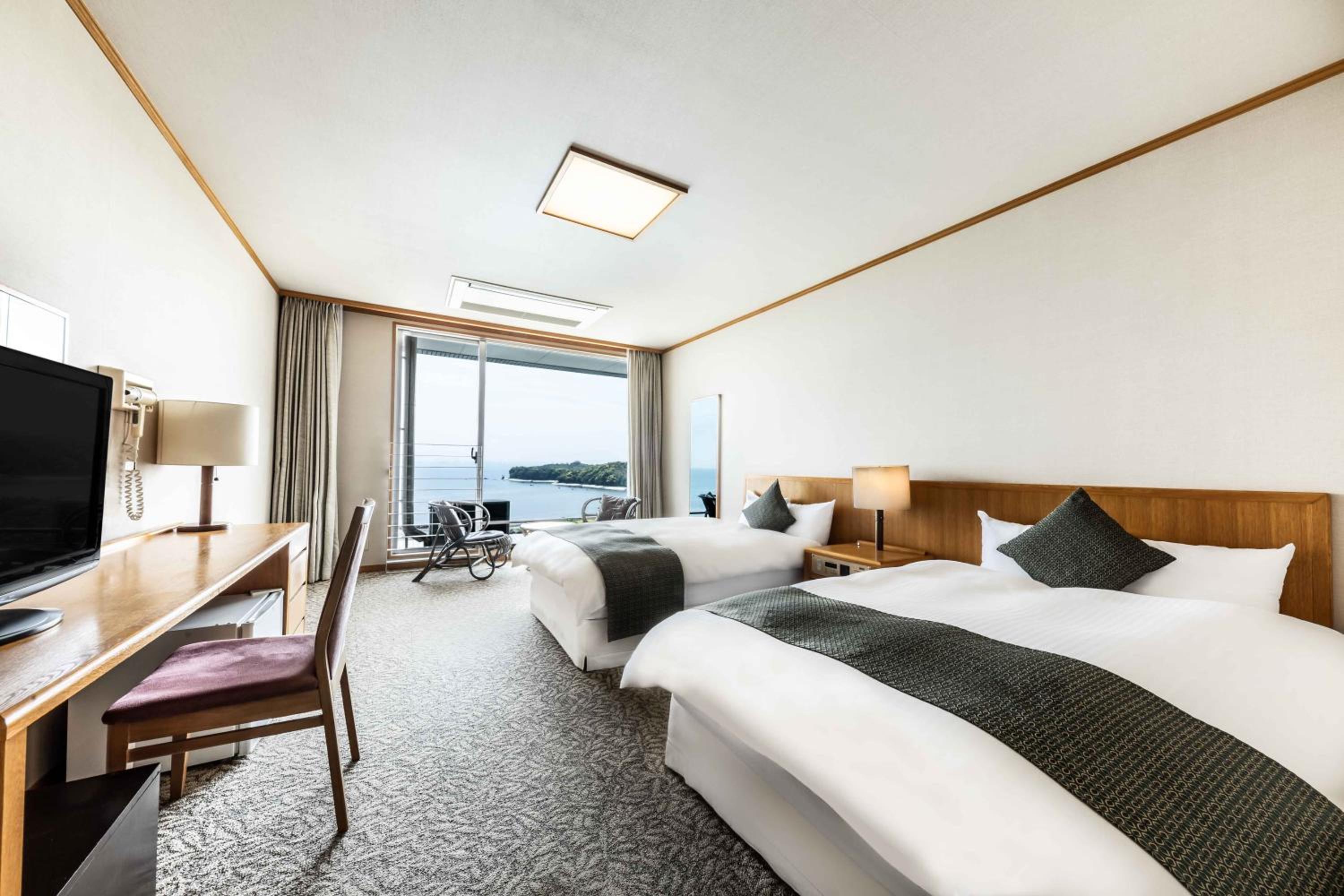 Twin Room with Sea View - SUP Experience Included