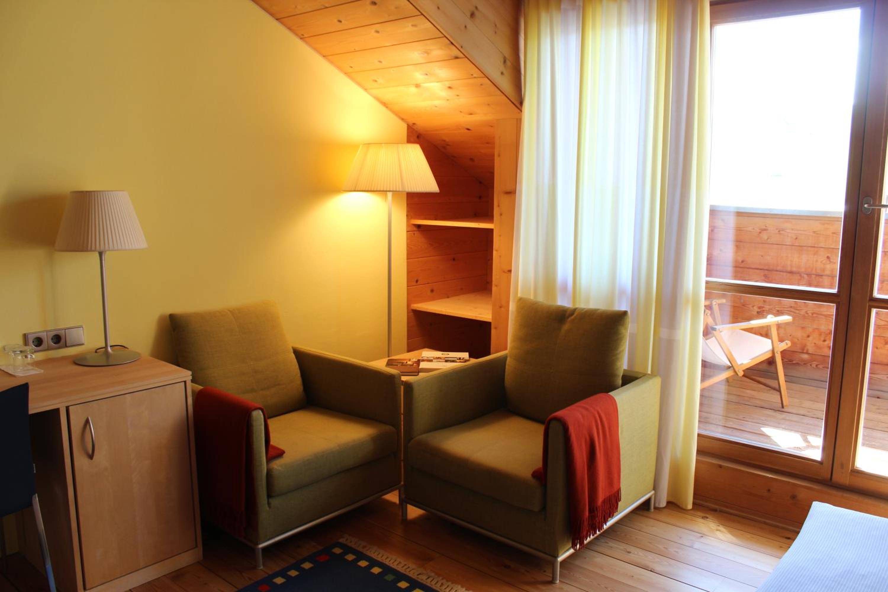 Double or Twin Room - Photo 4