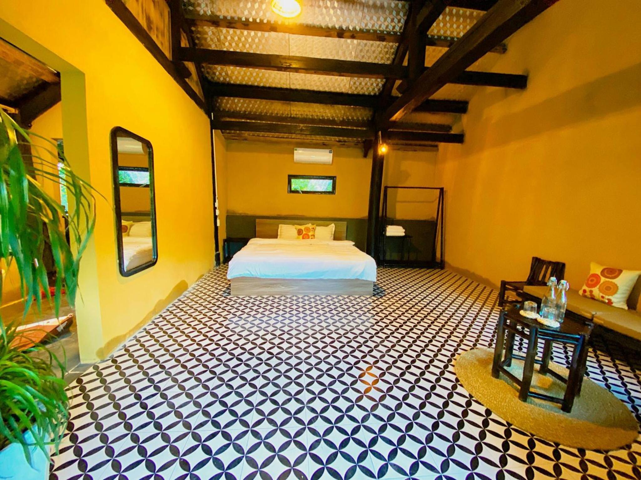 Deluxe Double Room with Bath photo 1