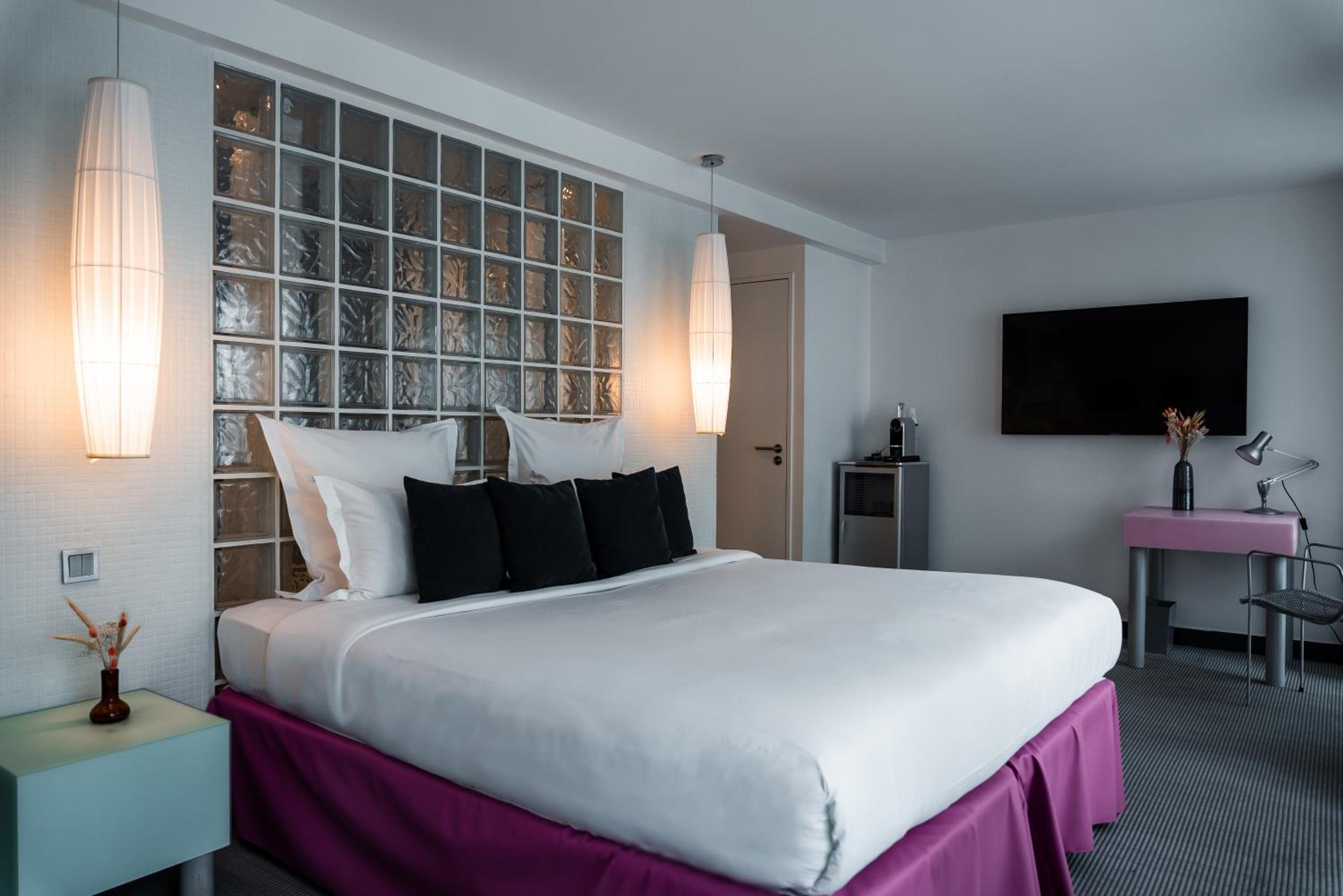 Superior Double or Twin Room photo 3