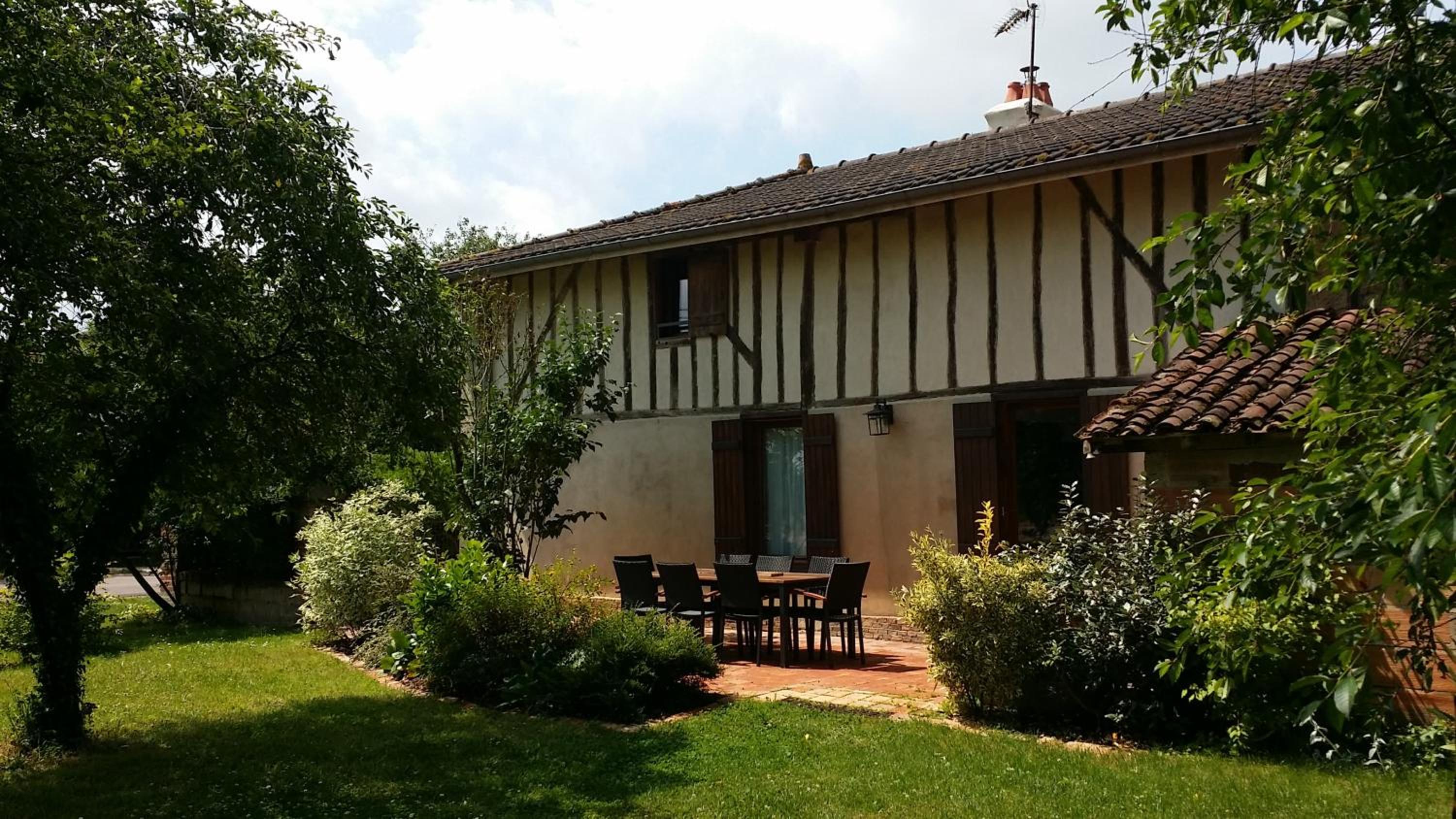 Four-Bedroom House photo 3