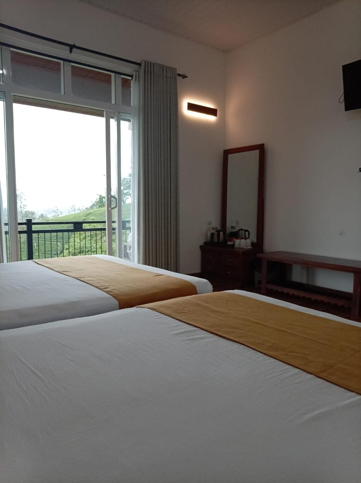 Deluxe Double or Twin Room with Garden View