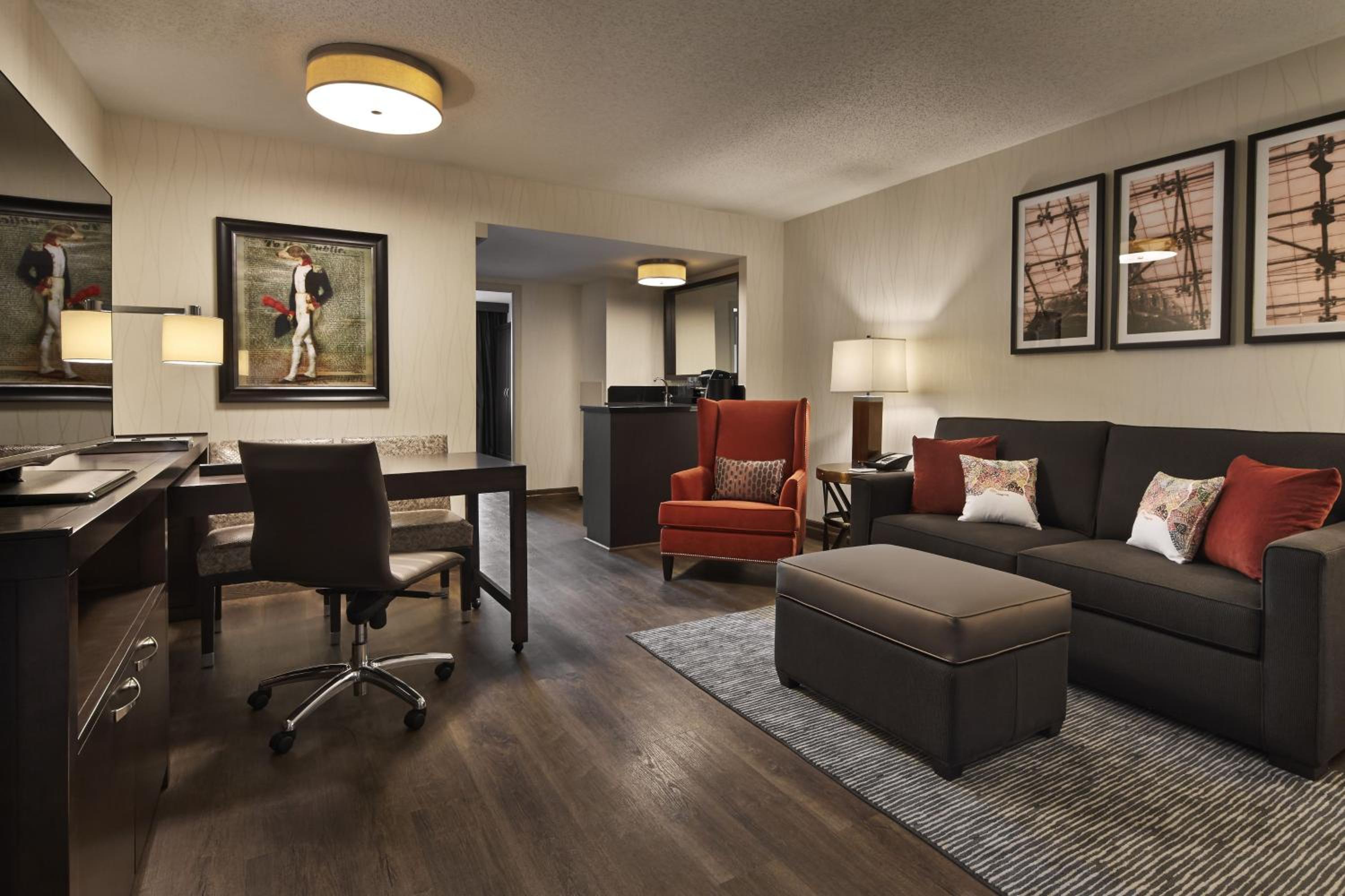 Suite with Two Double Beds photo 2