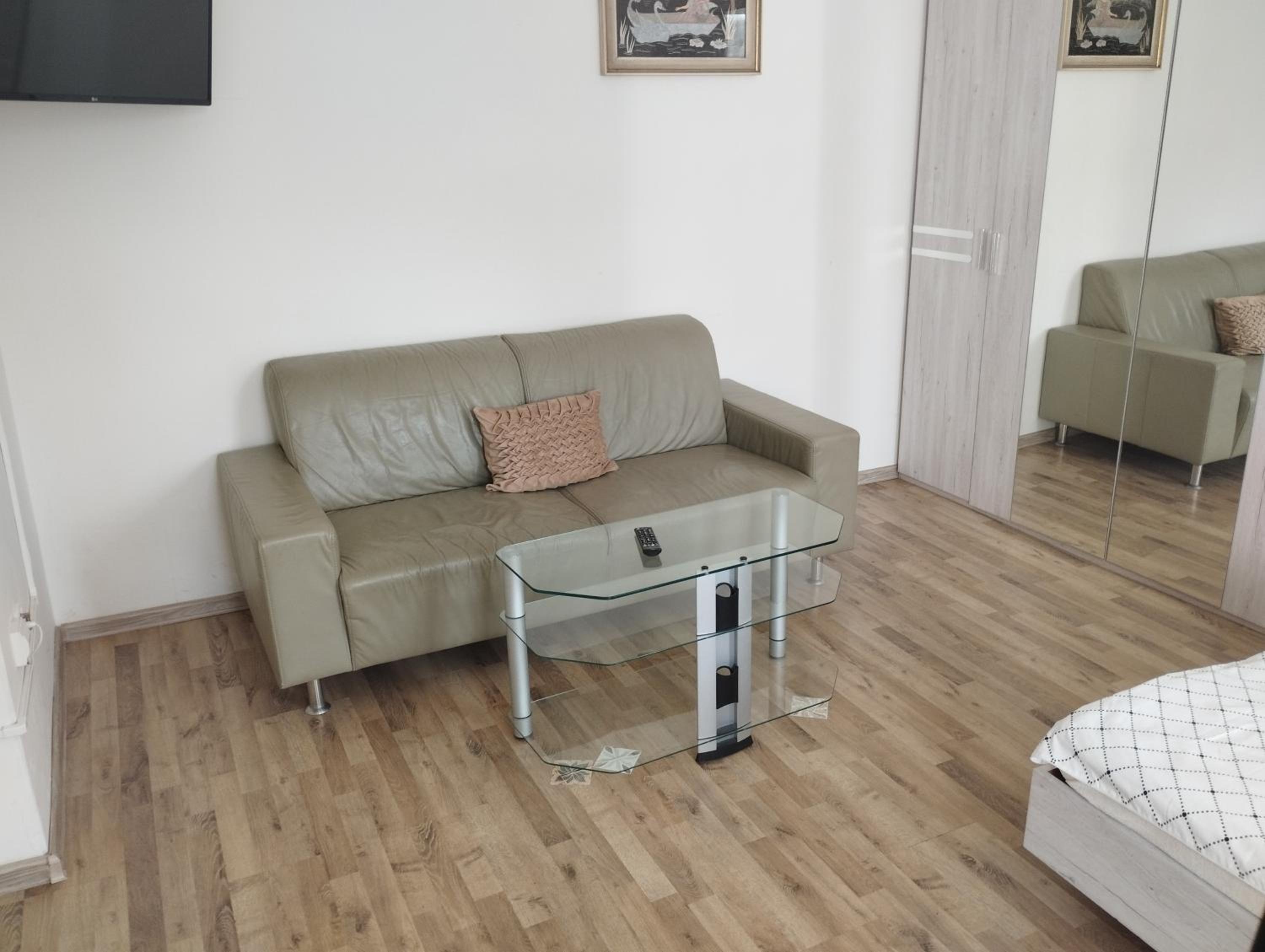 Two-Bedroom Standard Family Apartment - Photo 22