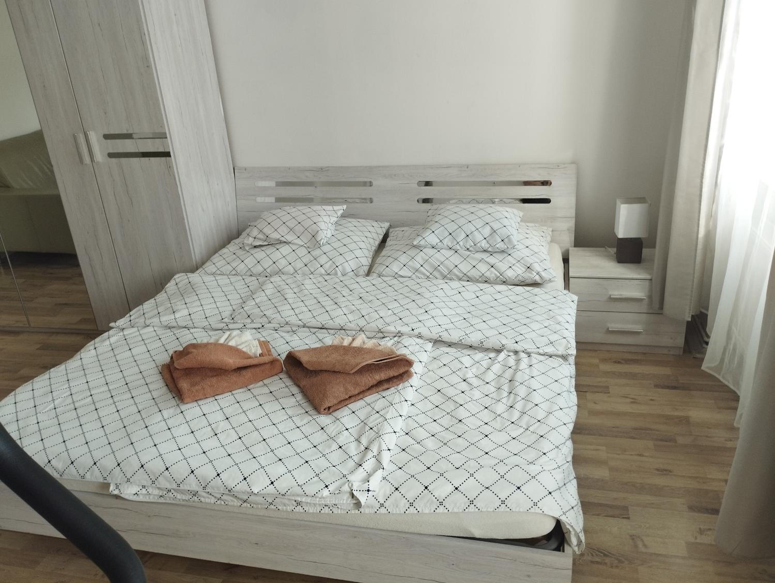Two-Bedroom Standard Family Apartment - Photo 5